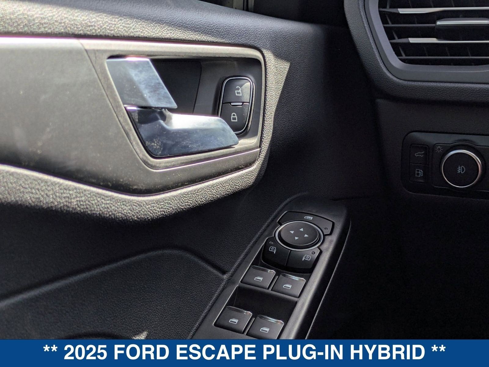2025 Ford Escape Plug-In Hybrid Plug-in Hybrid
