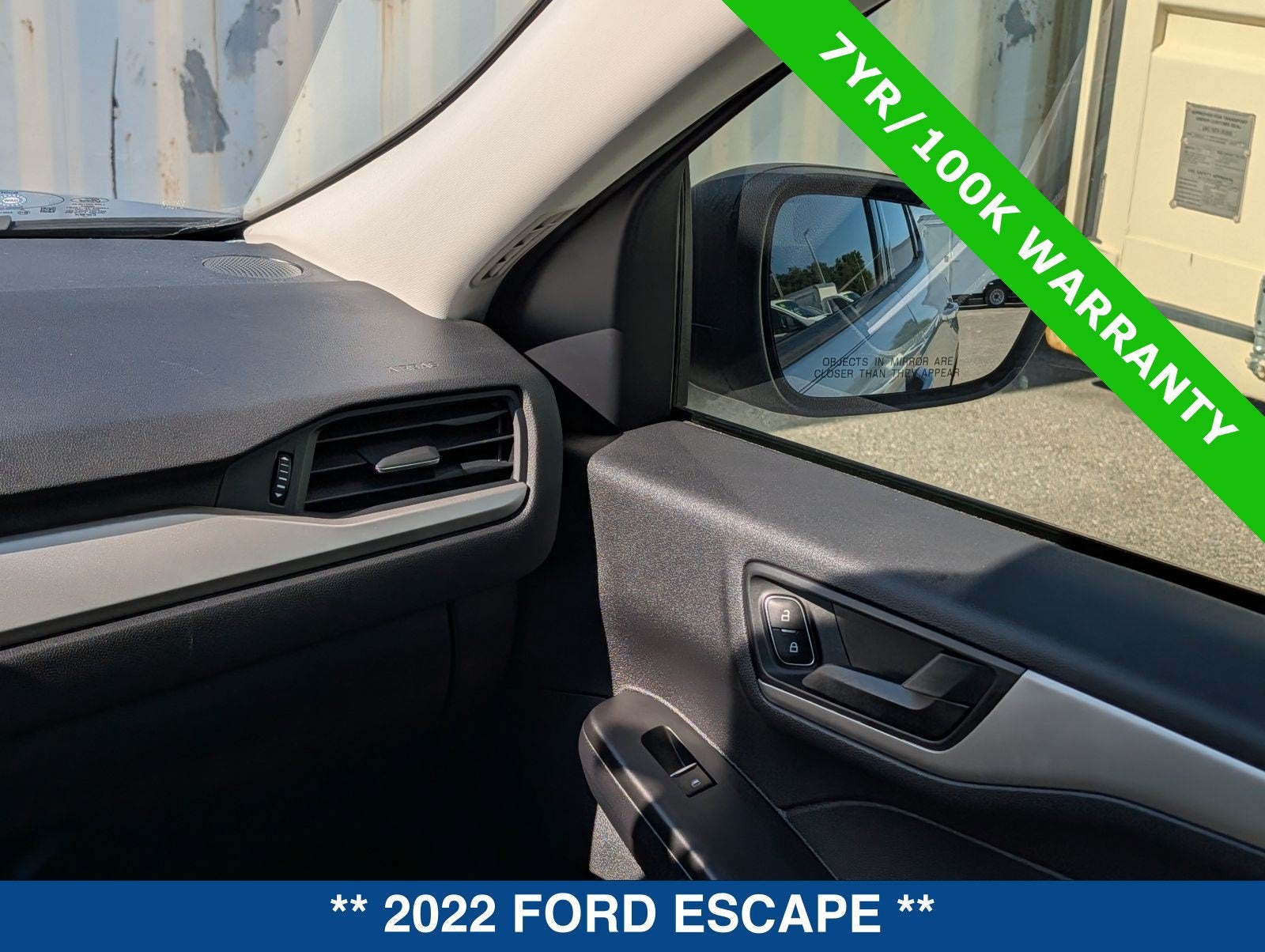2022 Ford Escape SE