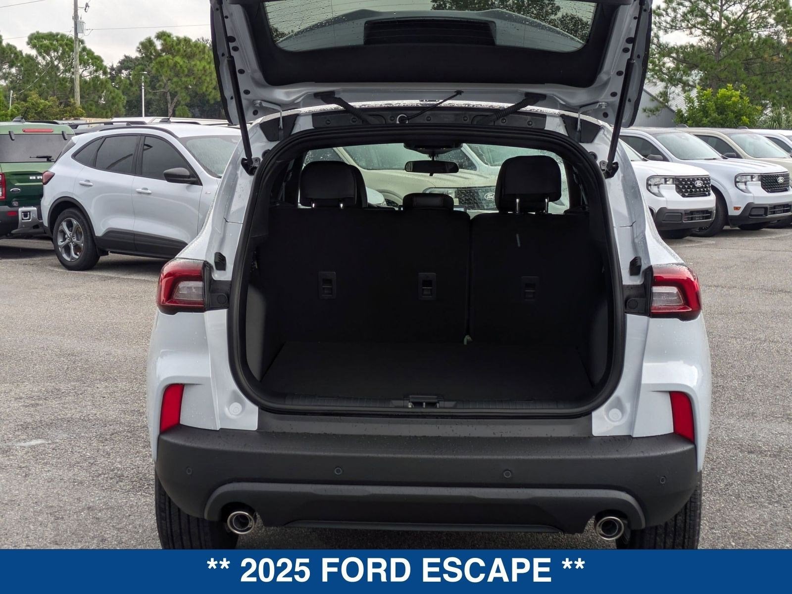 2025 Ford Escape ST-Line