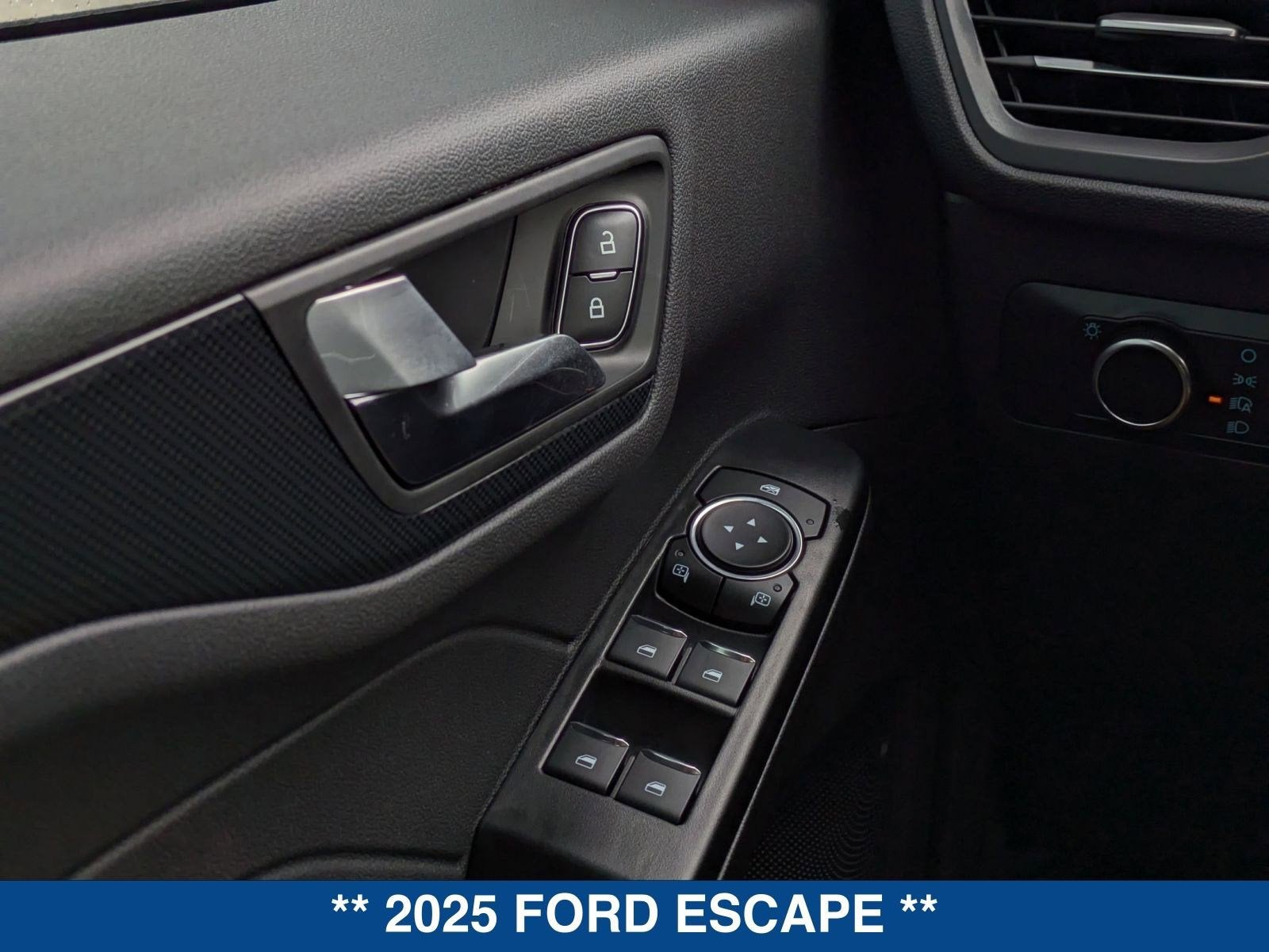 2025 Ford Escape ST-Line