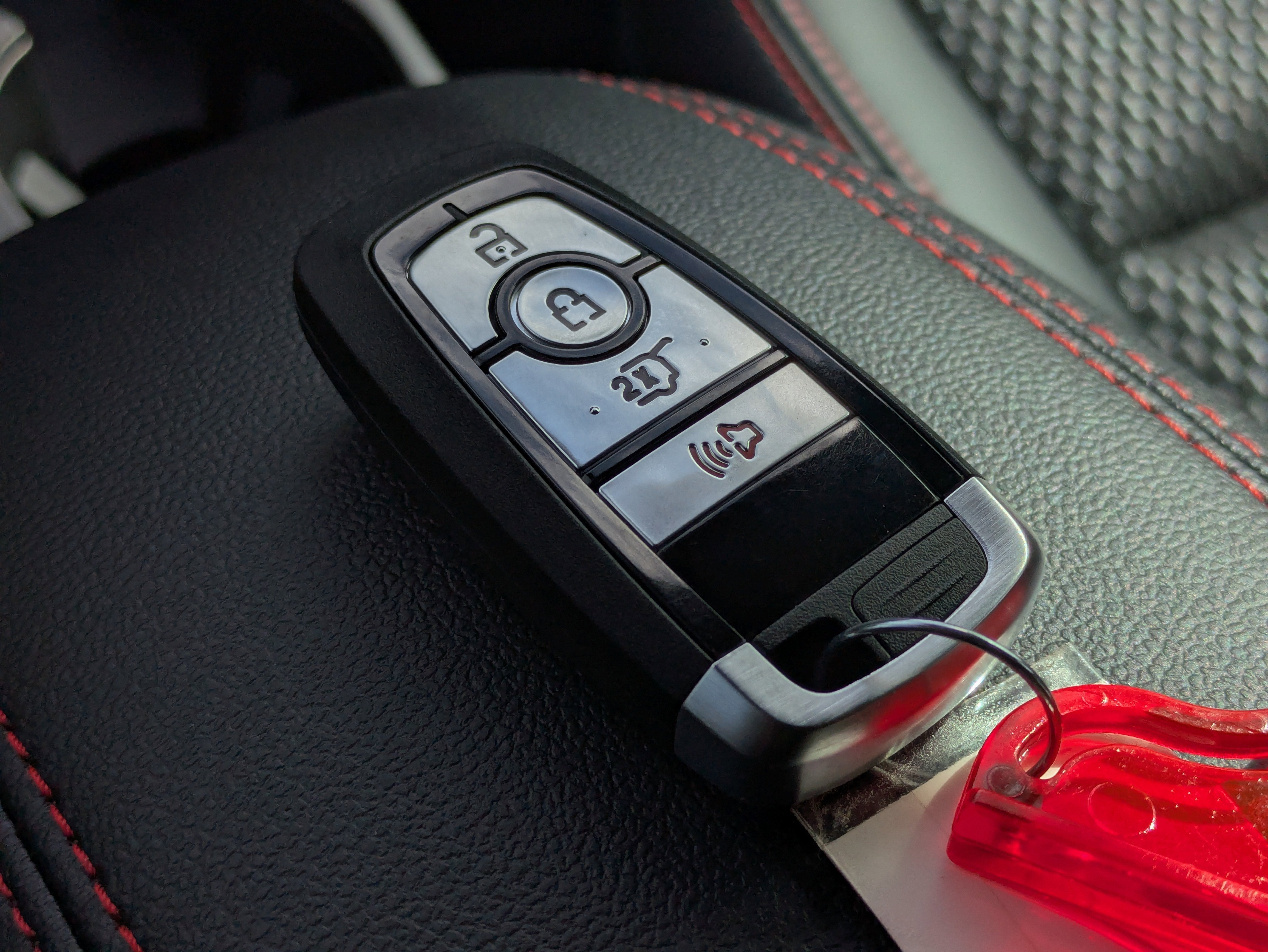 2026 Ford Escape ST-Line *DISCLOSER*