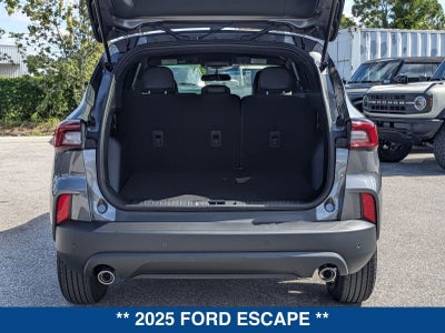 2025 Ford Escape ST-Line