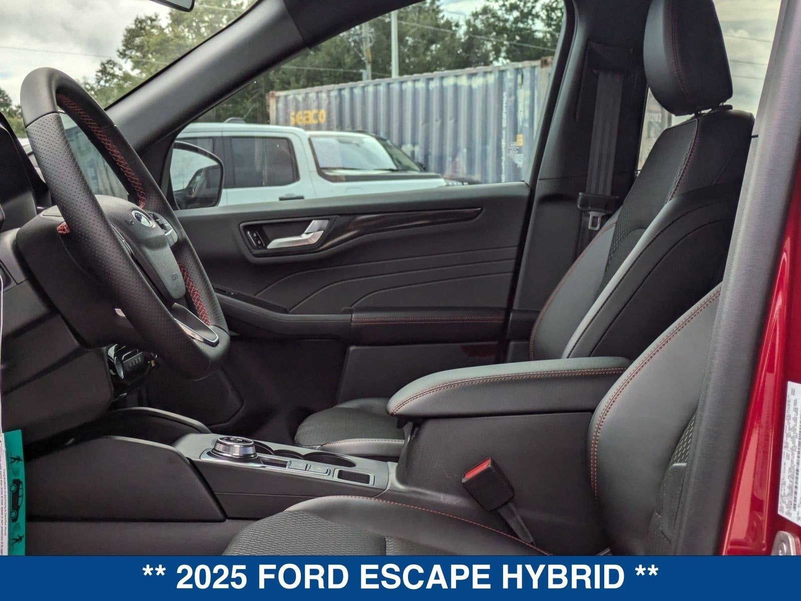 2025 Ford Escape Hybrid ST-Line