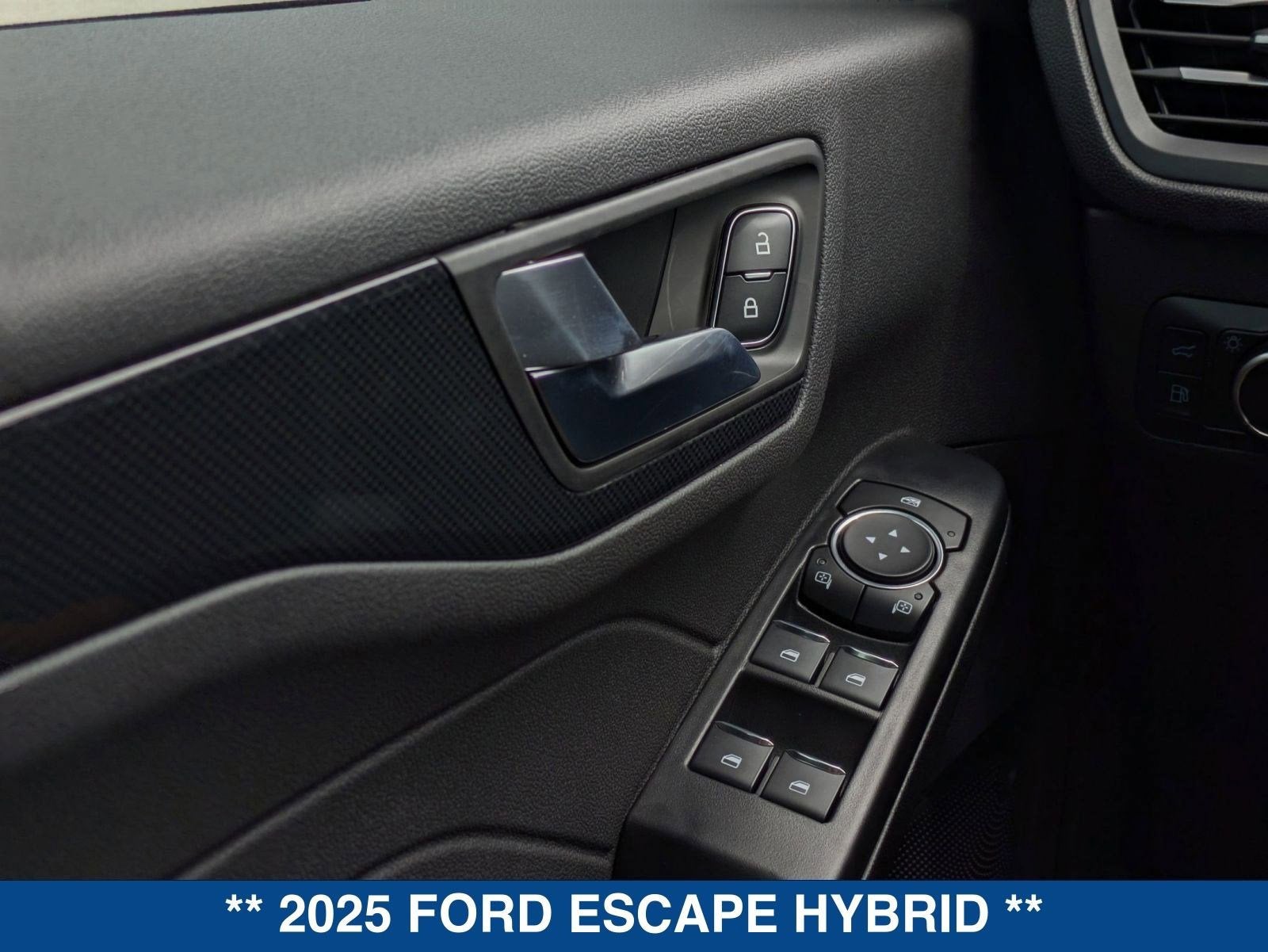 2025 Ford Escape Hybrid ST-Line