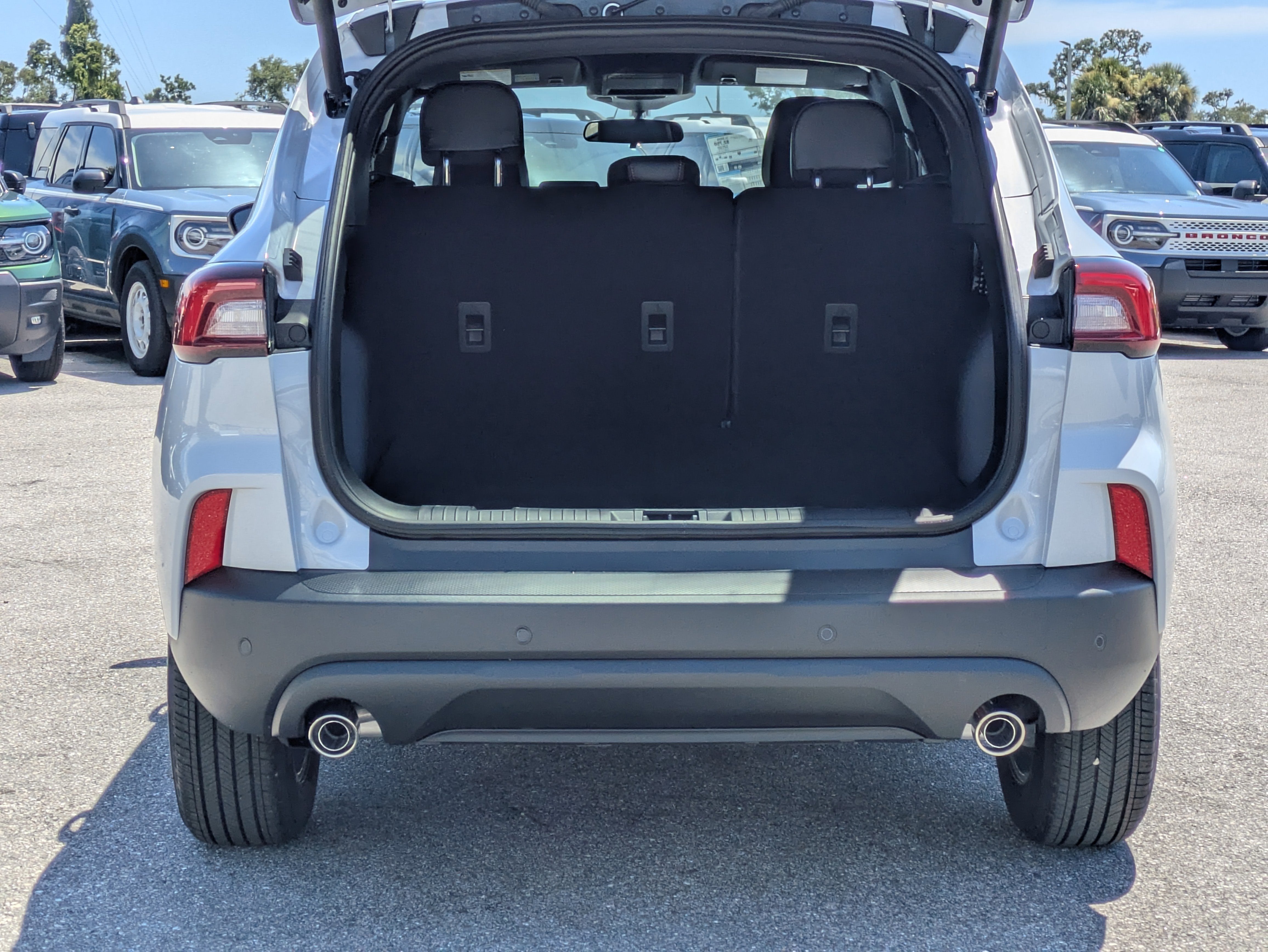 2025 Ford Escape Hybrid ST-Line