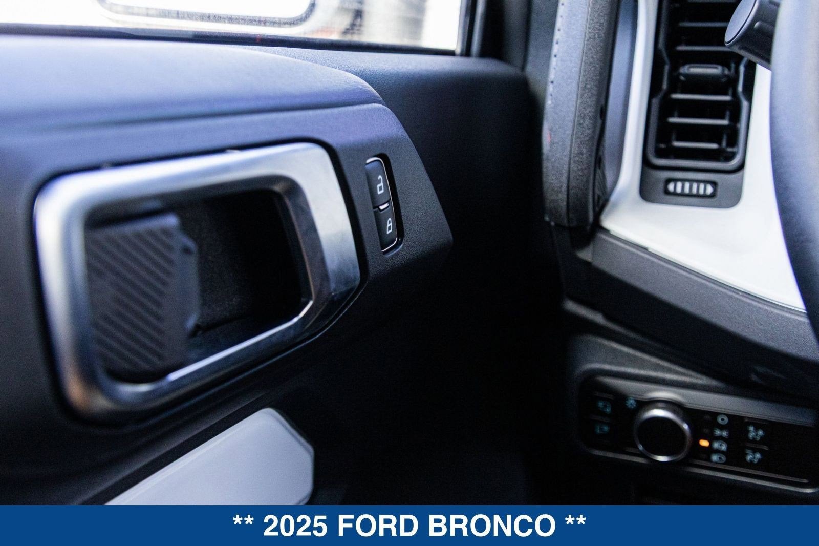 2025 Ford Bronco Stroppe Edition
