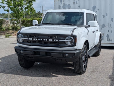 2026 Ford Bronco Outer Banks
