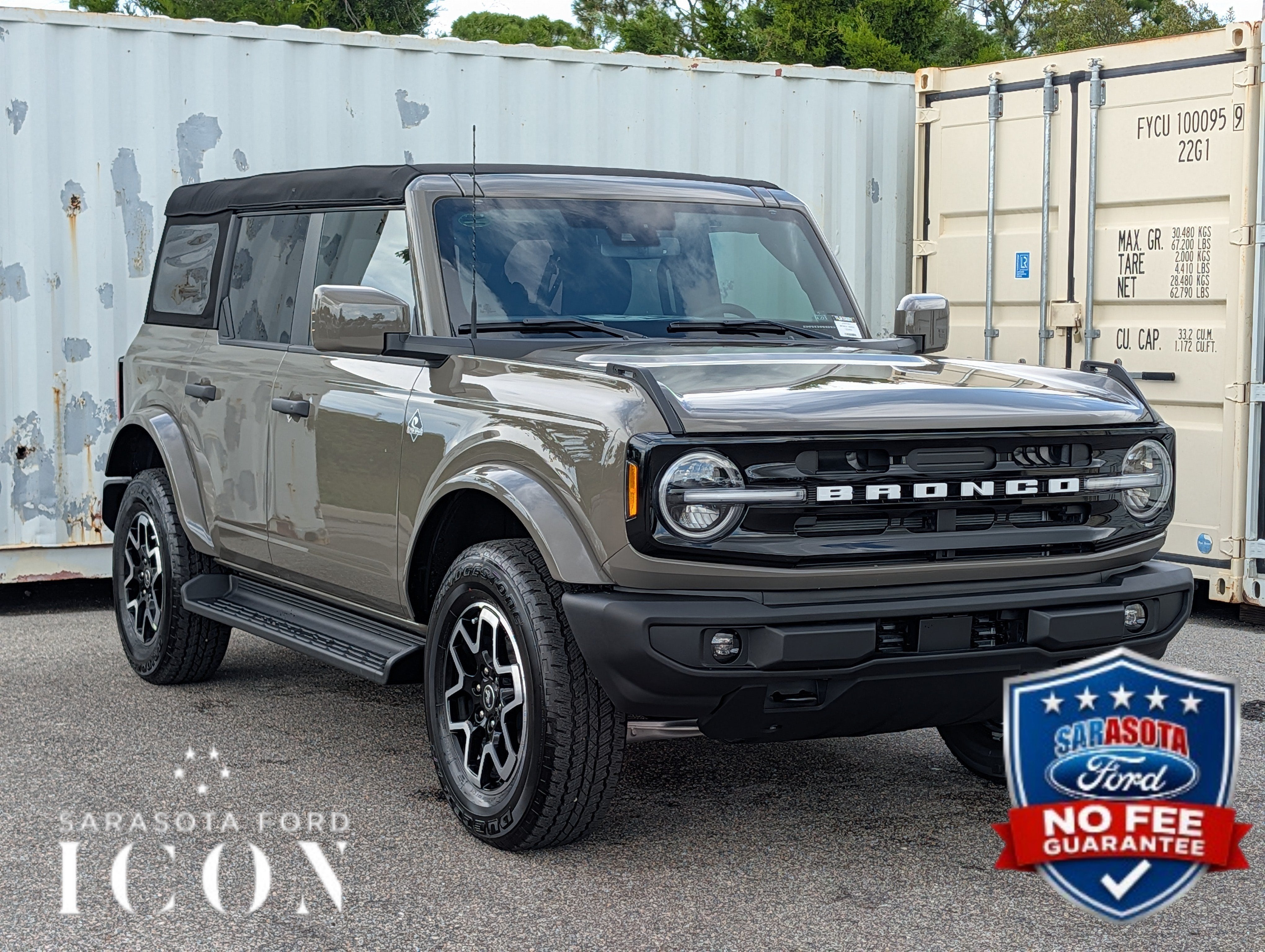 2026 Ford Bronco Outer Banks