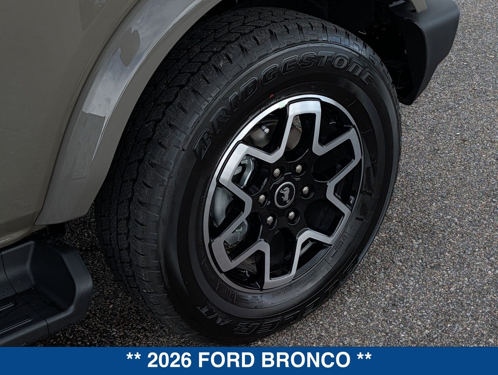 2026 Ford Bronco Outer Banks