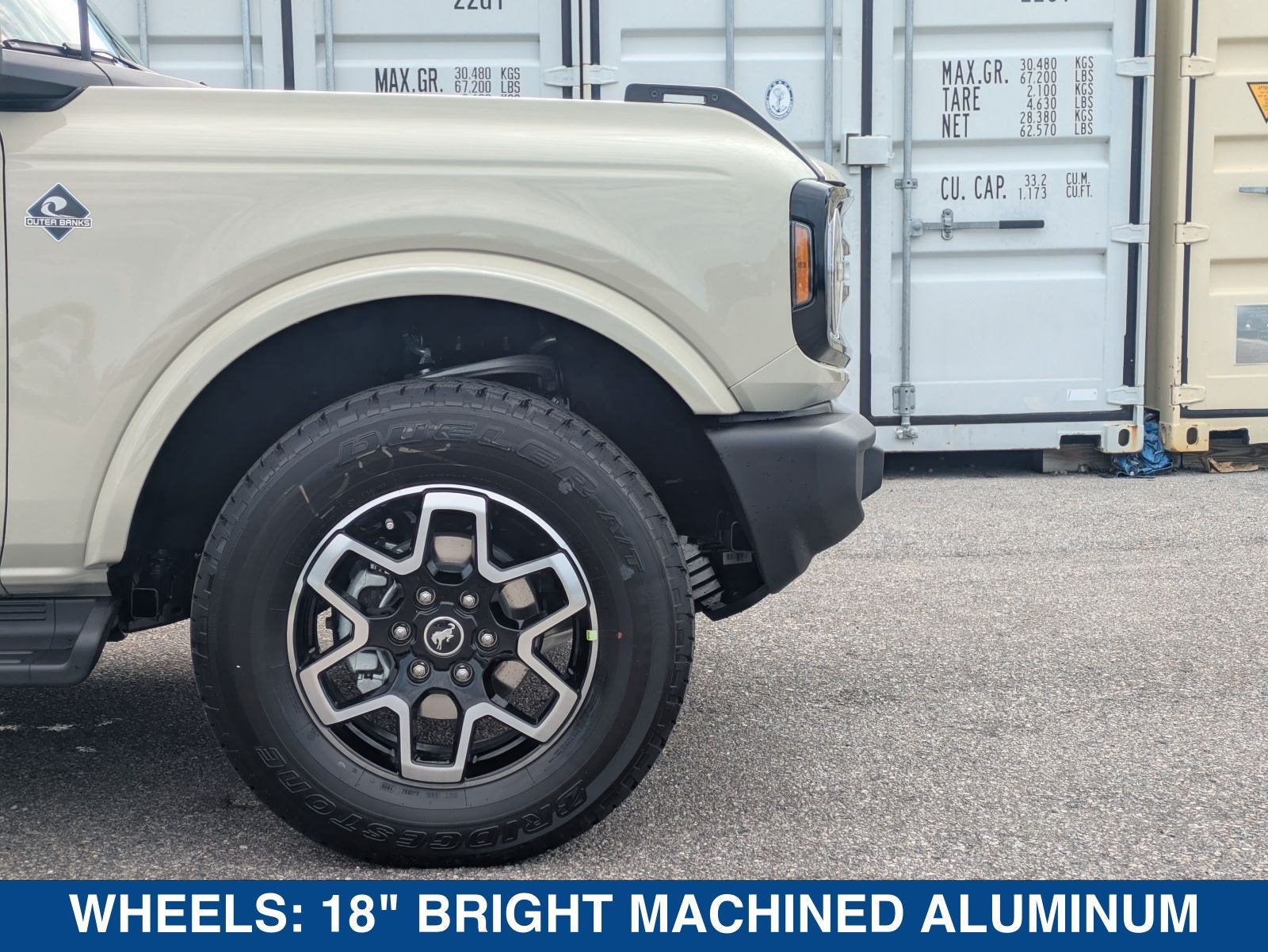 2026 Ford Bronco Outer Banks