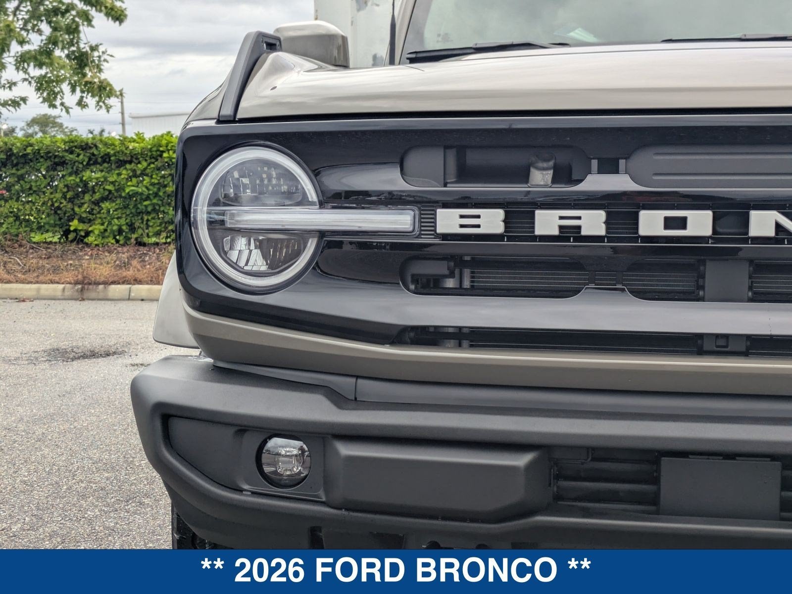 2026 Ford Bronco Outer Banks