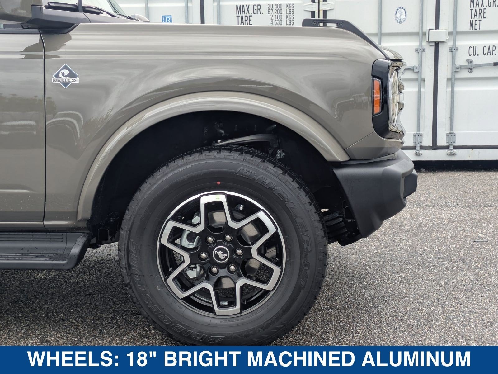 2026 Ford Bronco Outer Banks