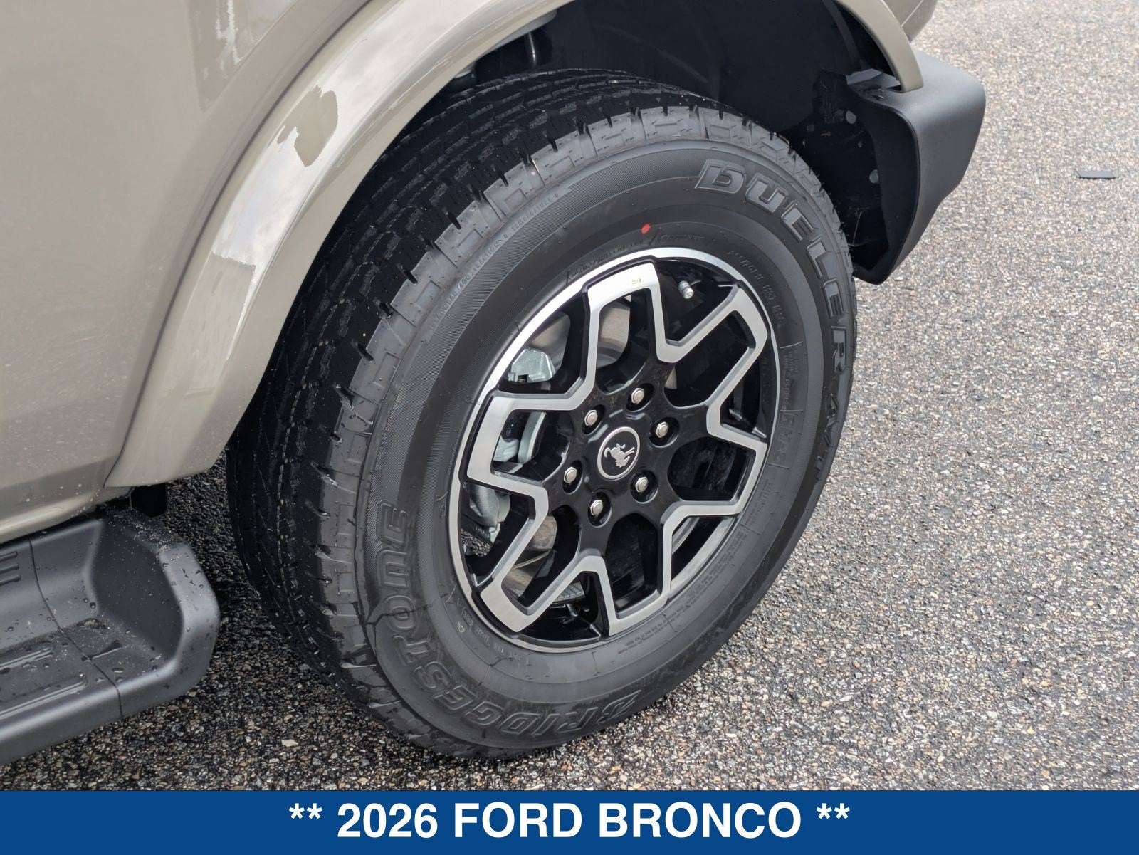 2026 Ford Bronco Outer Banks