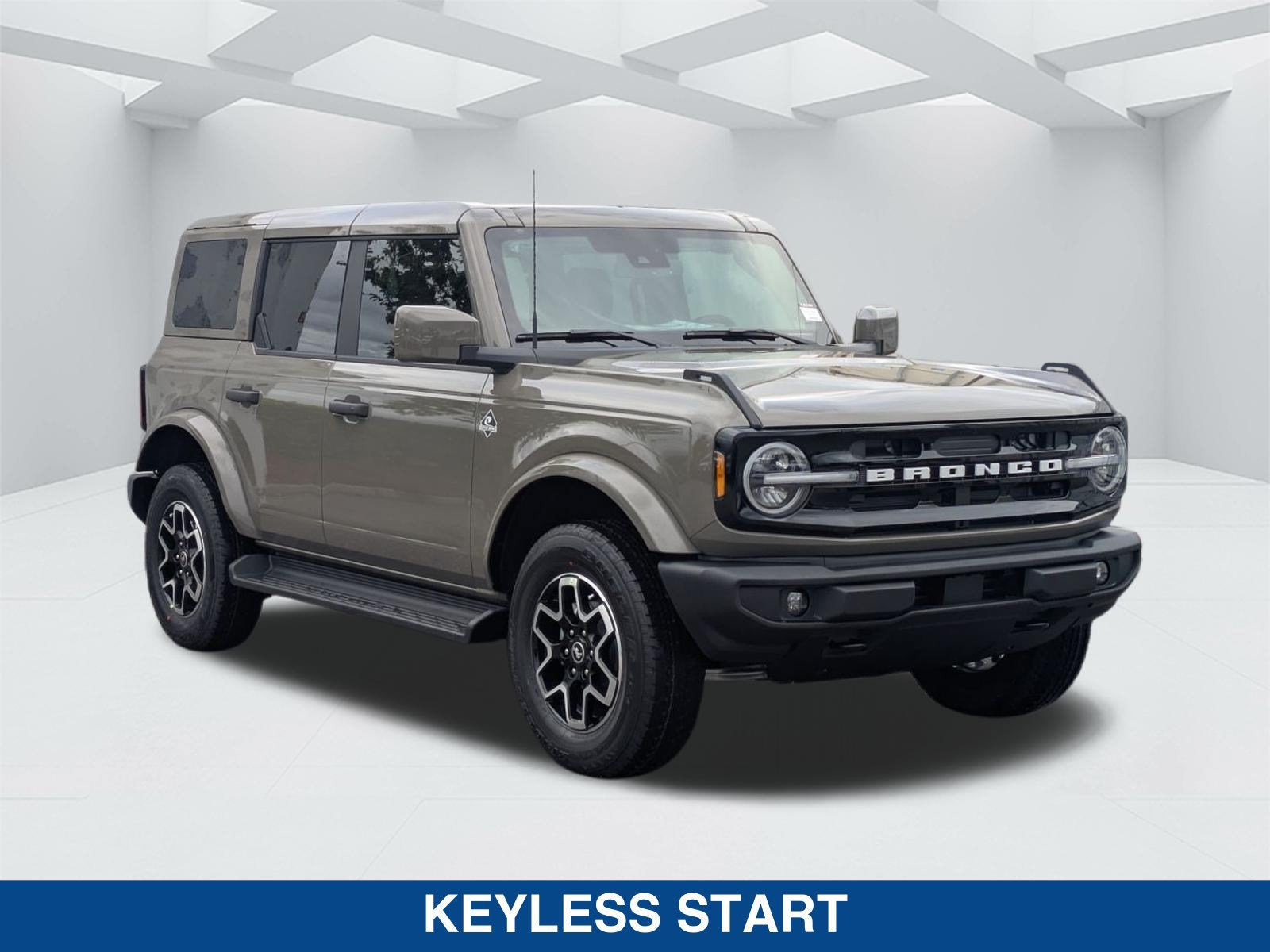 2026 Ford Bronco Outer Banks