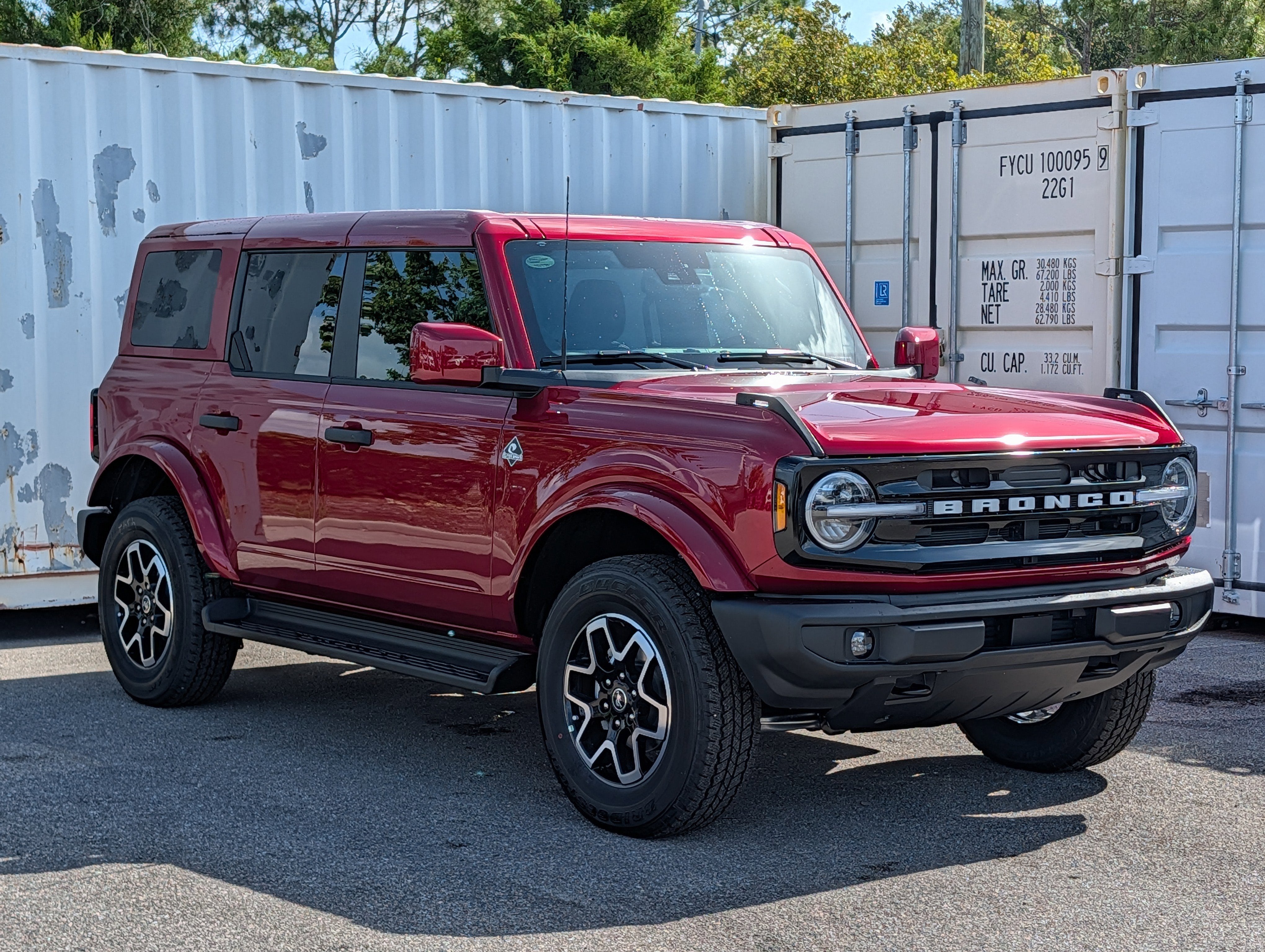 2026 Ford Bronco Outer Banks