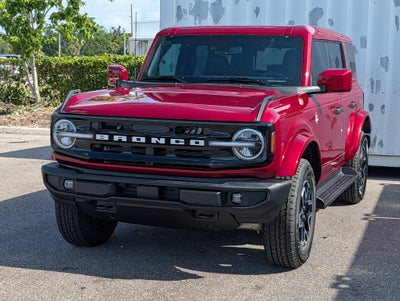 2026 Ford Bronco Outer Banks