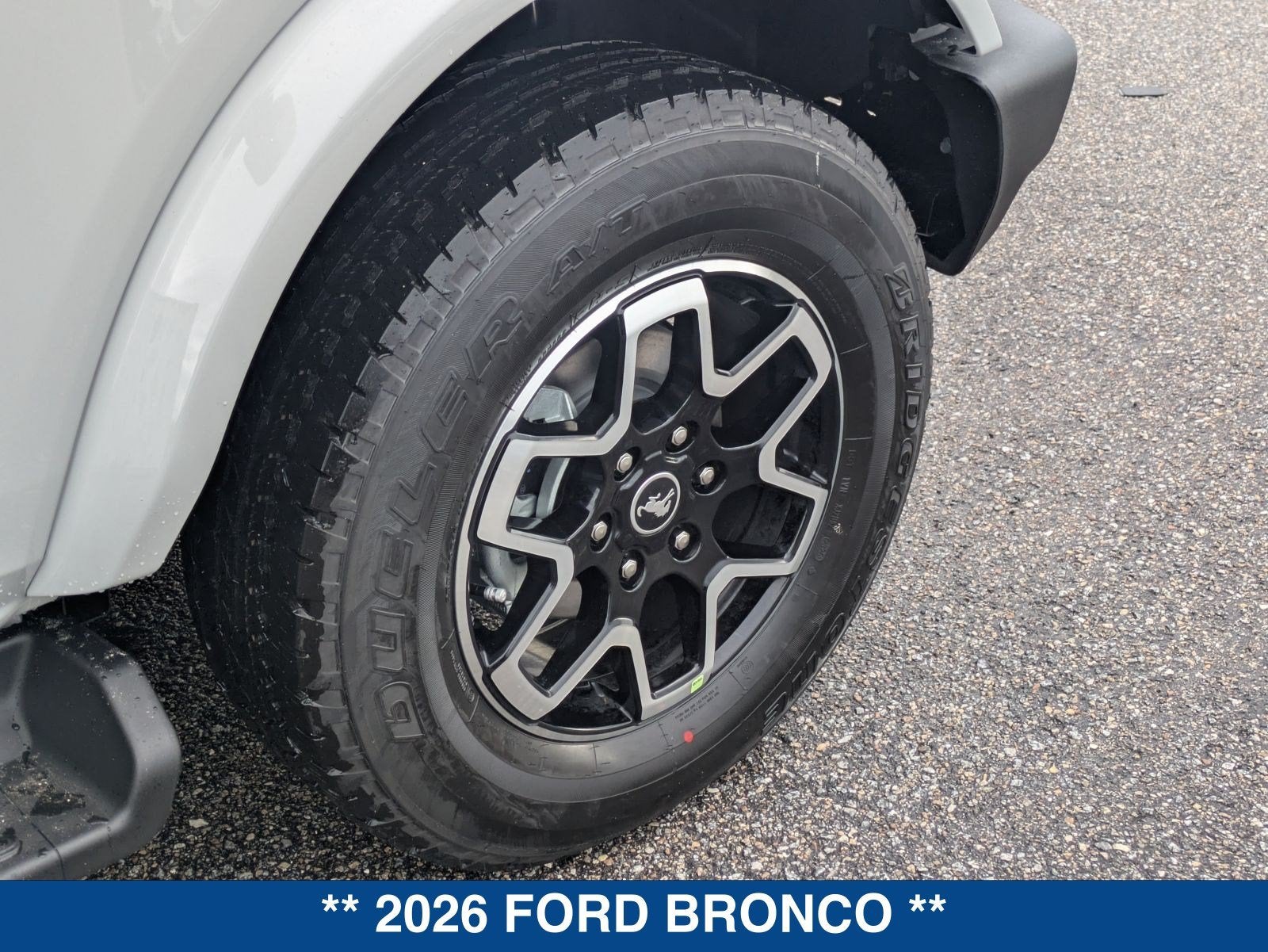2026 Ford Bronco Outer Banks