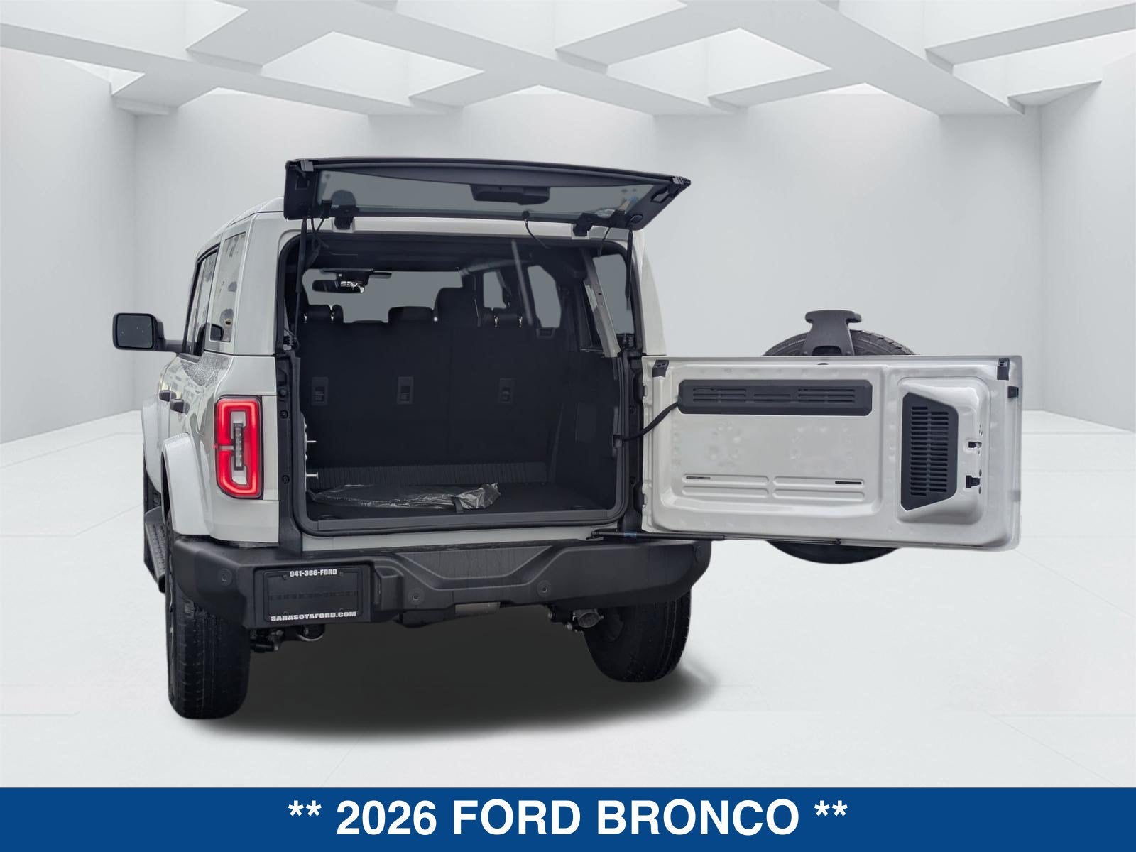 2026 Ford Bronco Outer Banks