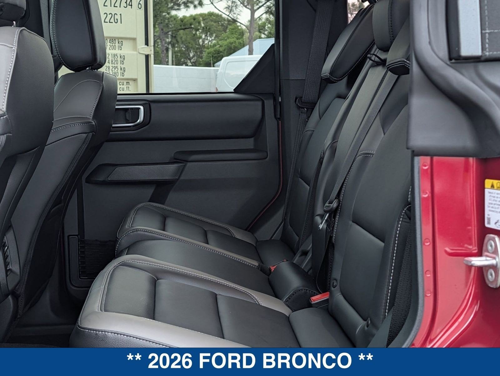 2026 Ford Bronco Outer Banks