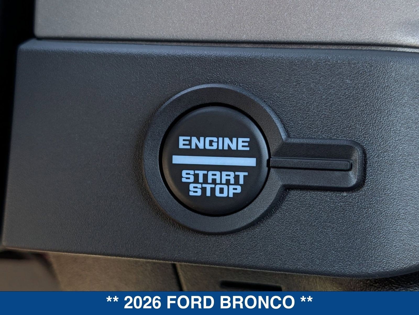 2026 Ford Bronco Outer Banks