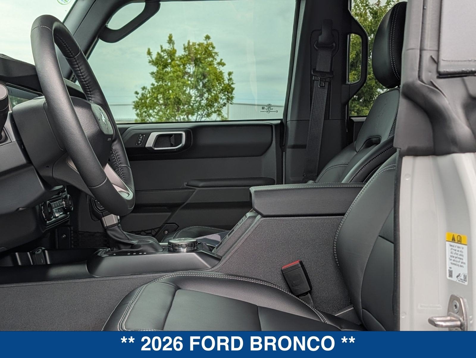 2026 Ford Bronco Outer Banks