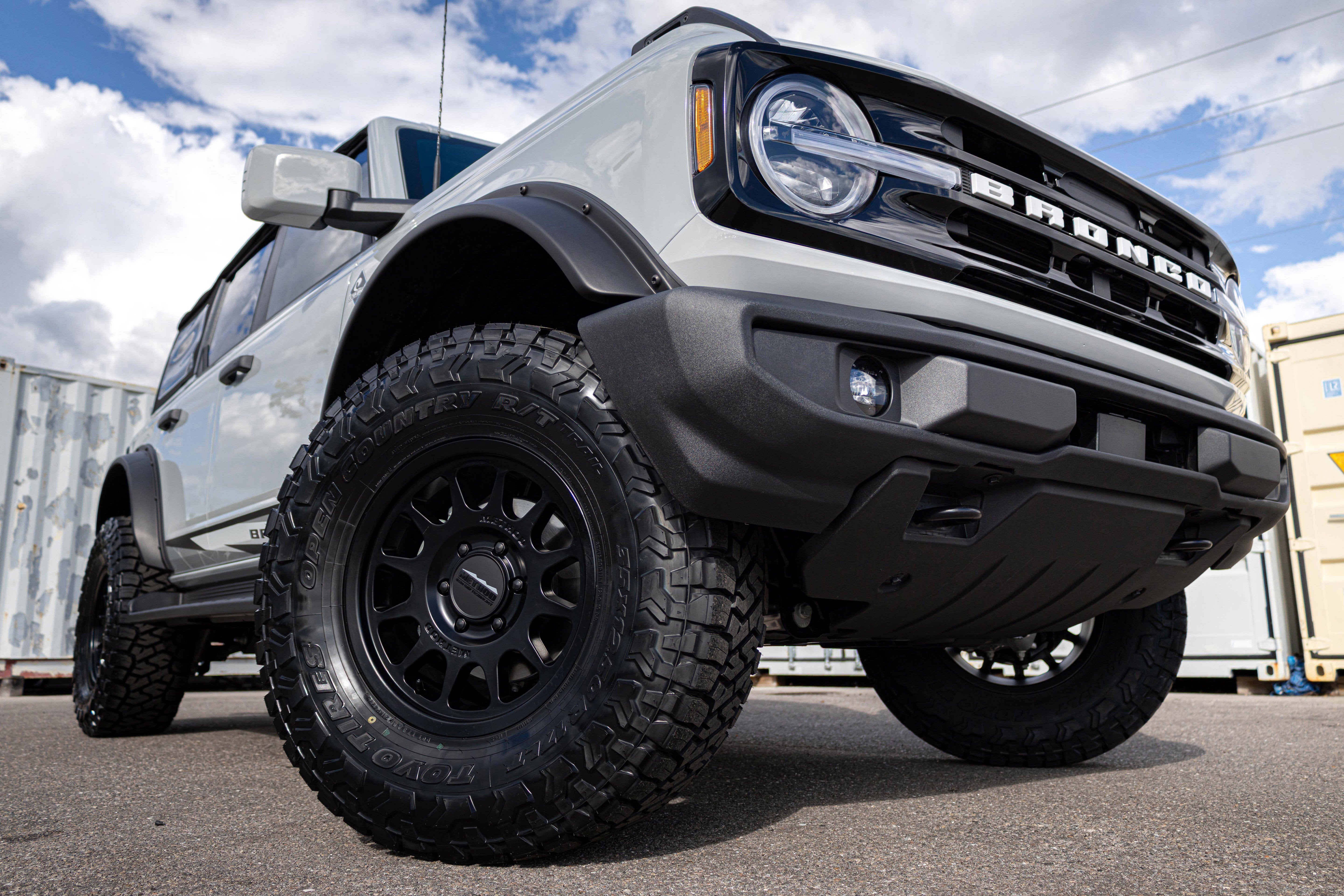2026 Ford Bronco Outer Banks