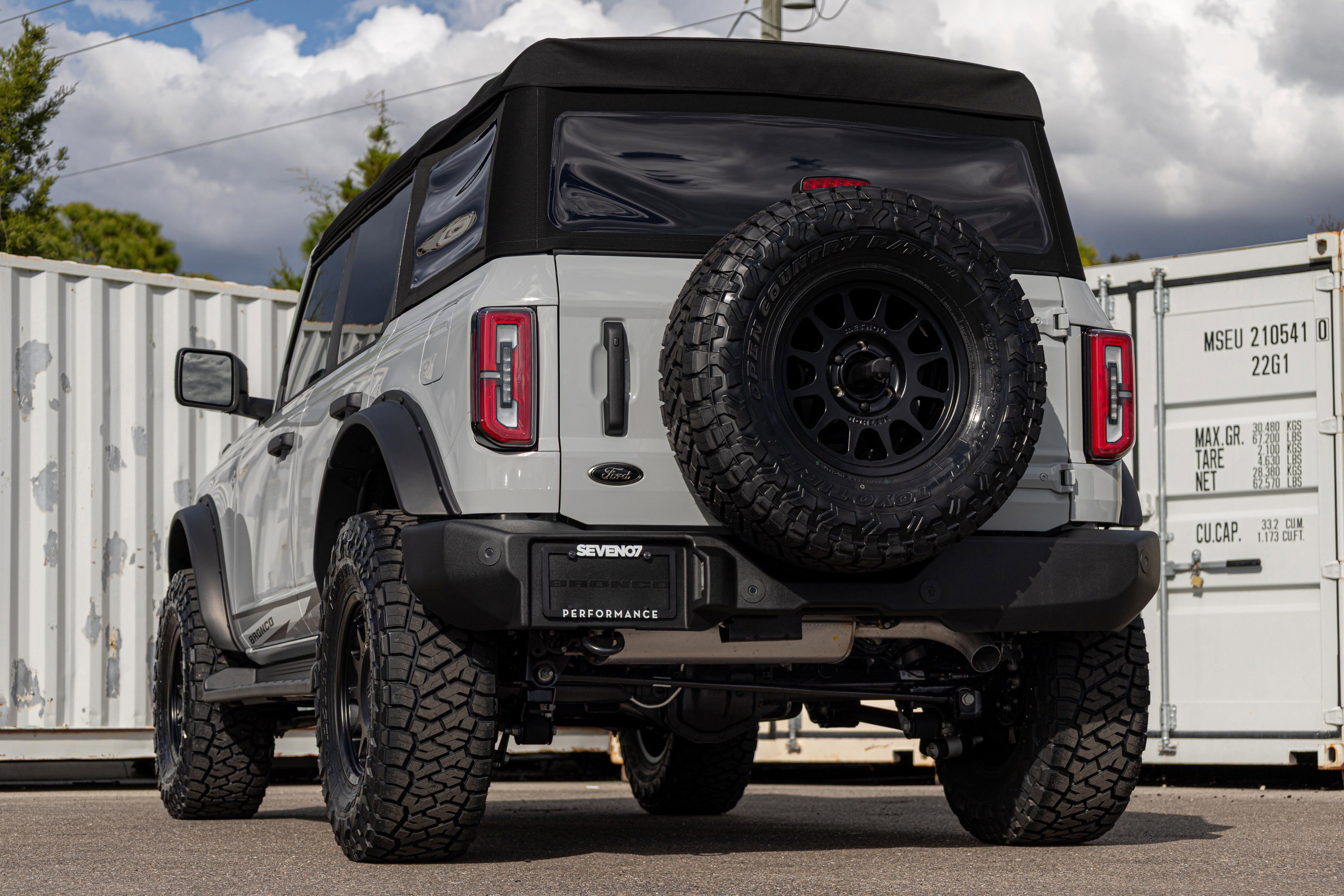 2026 Ford Bronco Outer Banks