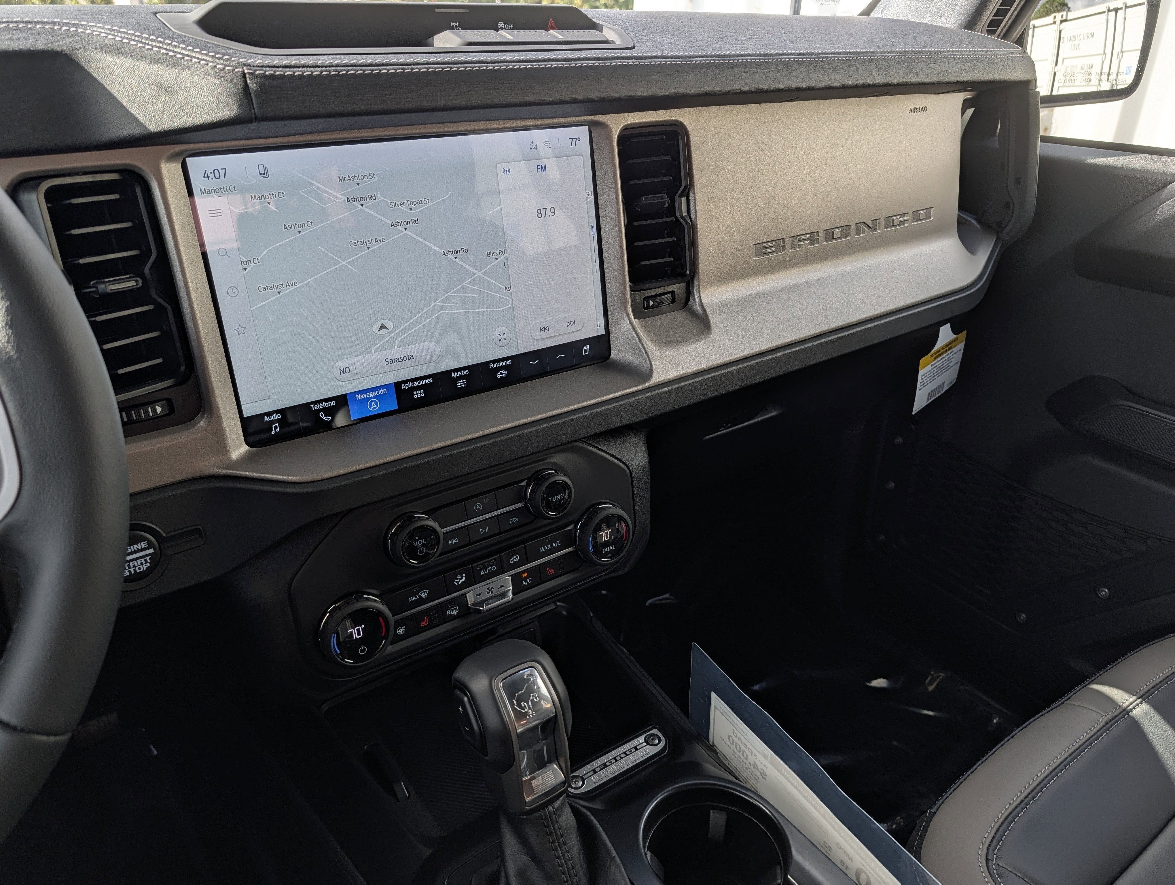 2026 Ford Bronco Outer Banks