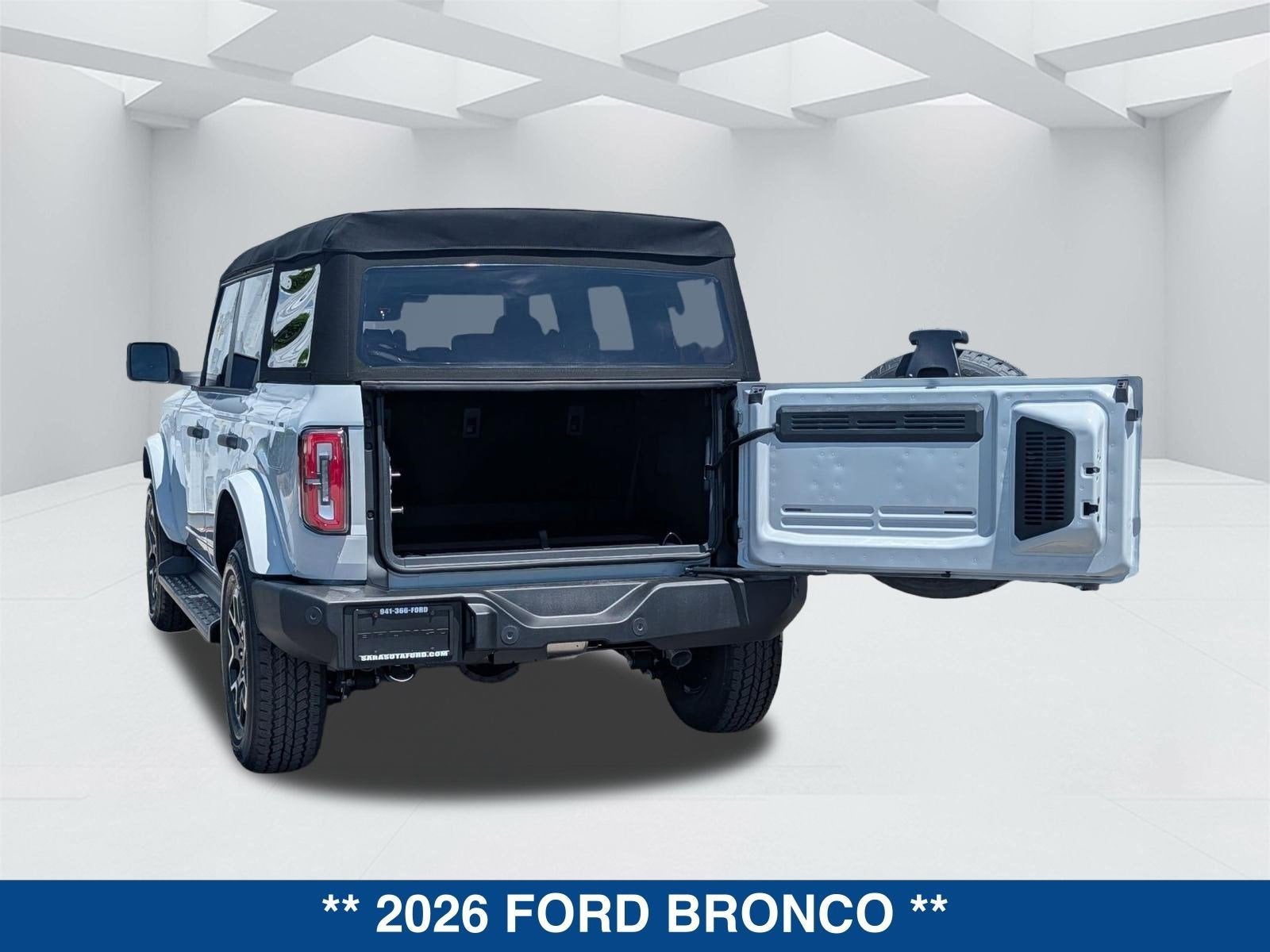 2026 Ford Bronco Outer Banks
