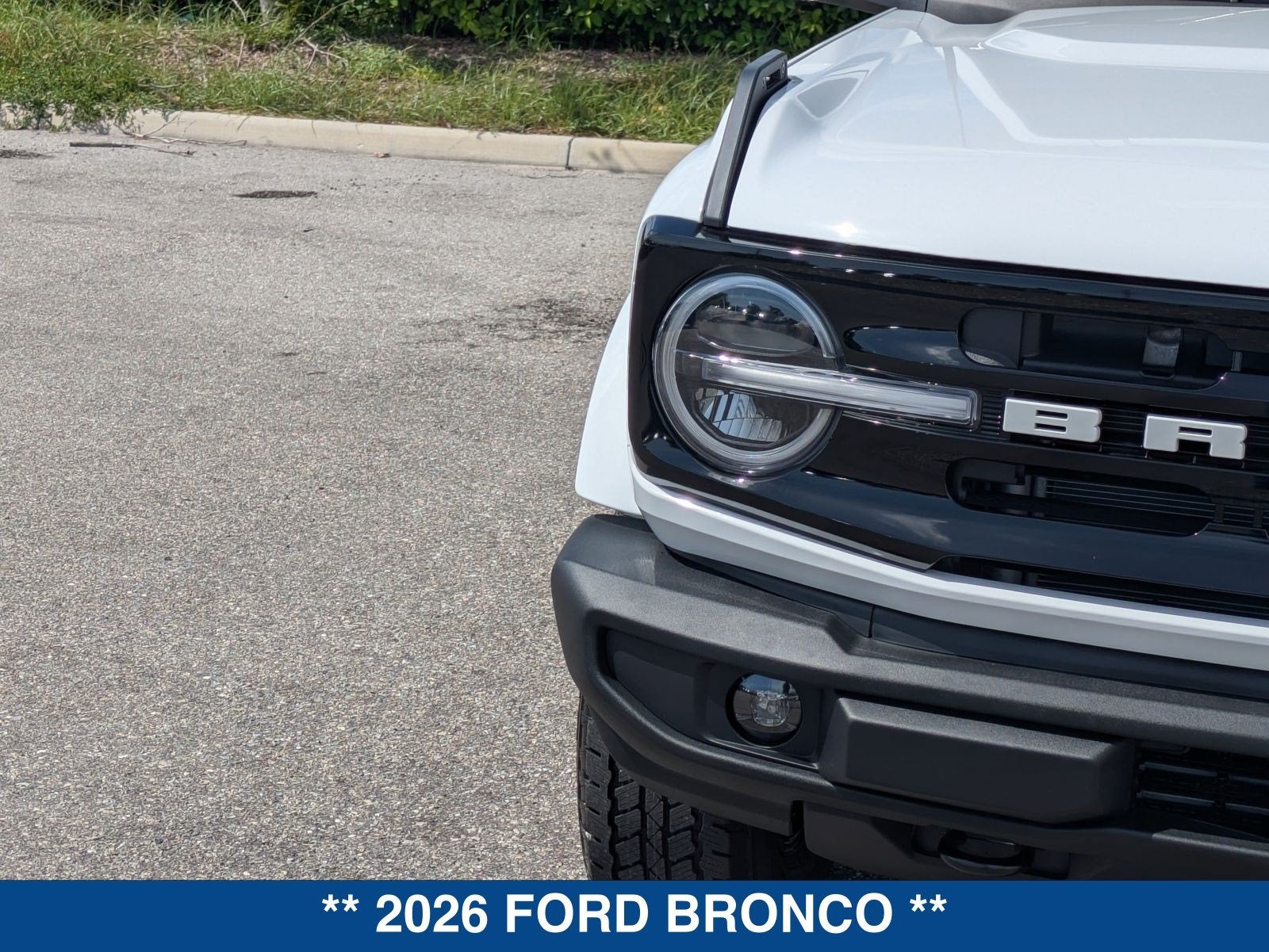 2026 Ford Bronco Outer Banks