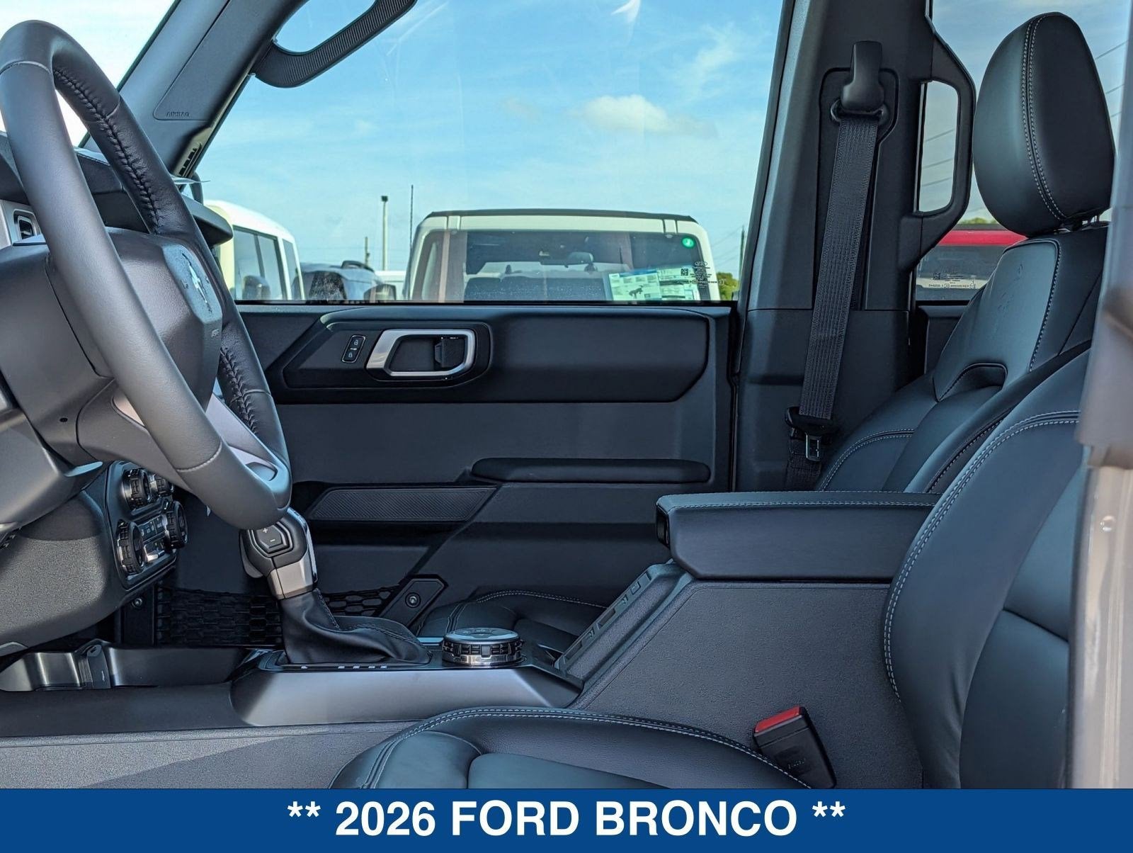 2026 Ford Bronco Outer Banks