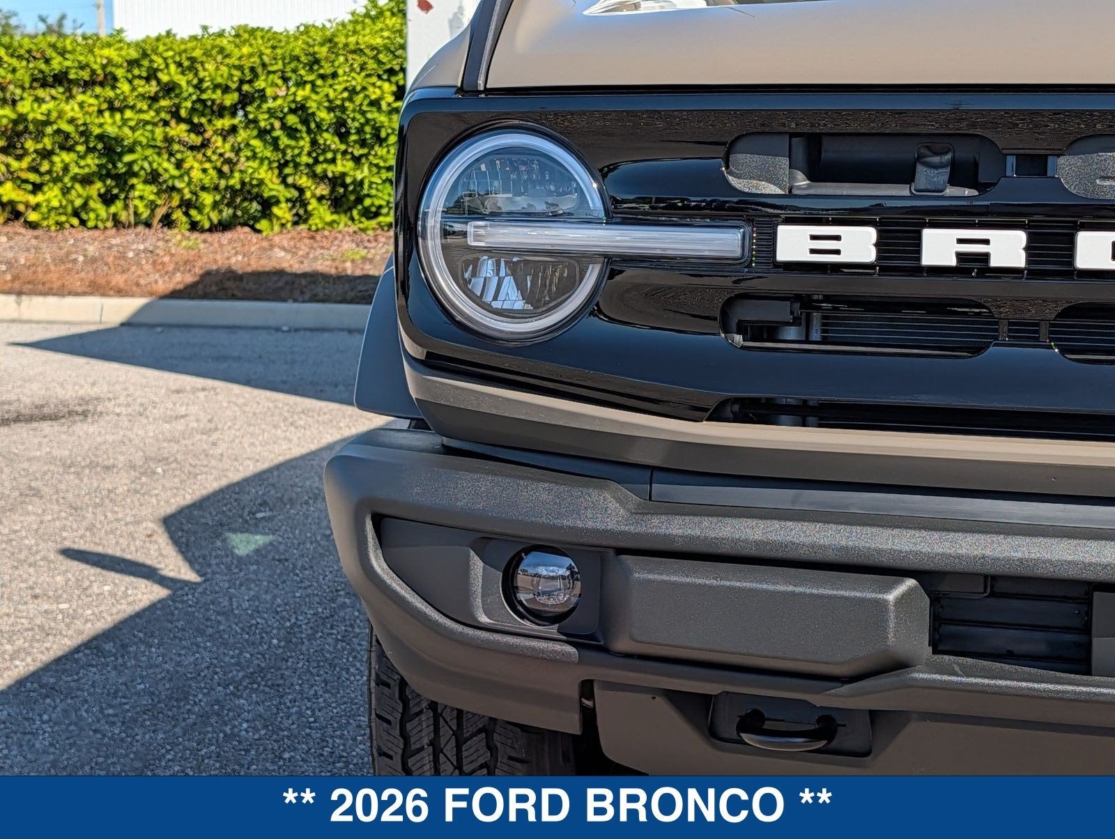 2026 Ford Bronco Outer Banks