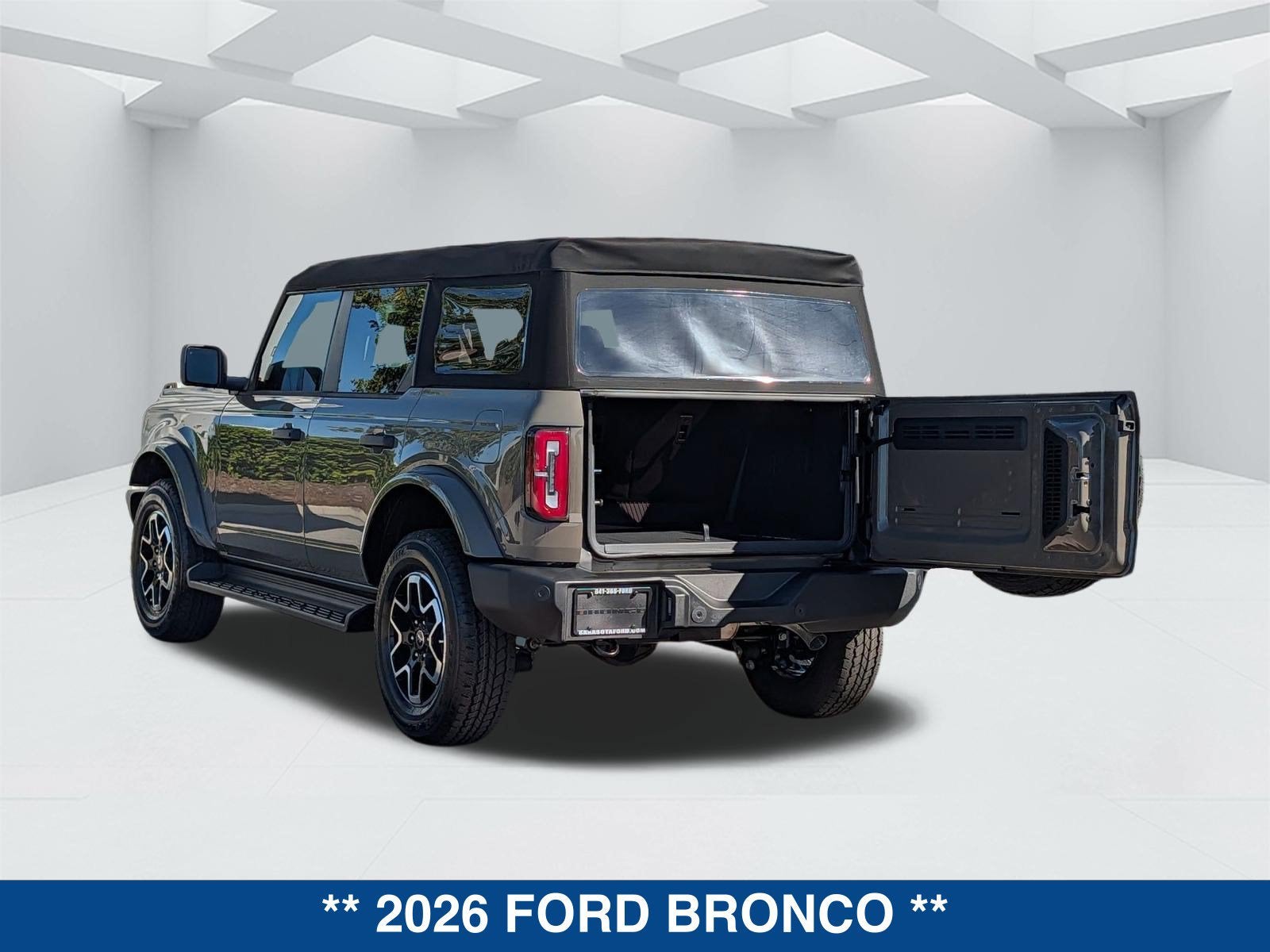 2026 Ford Bronco Outer Banks