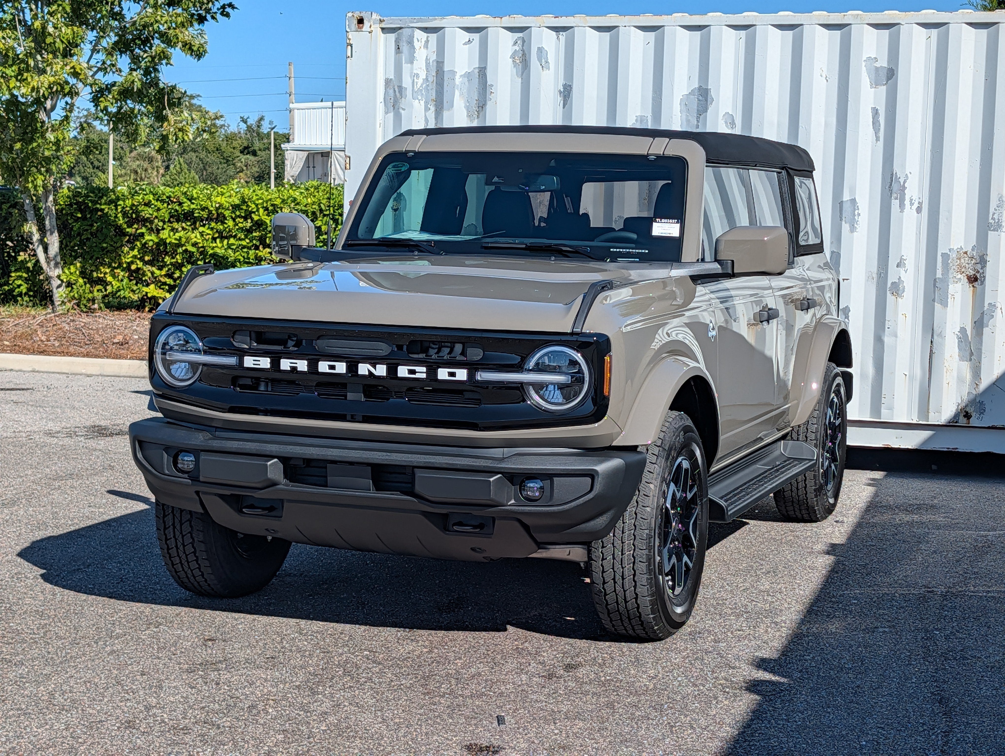 2026 Ford Bronco Outer Banks