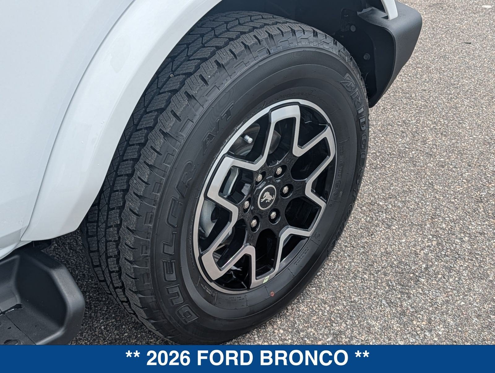 2026 Ford Bronco Outer Banks