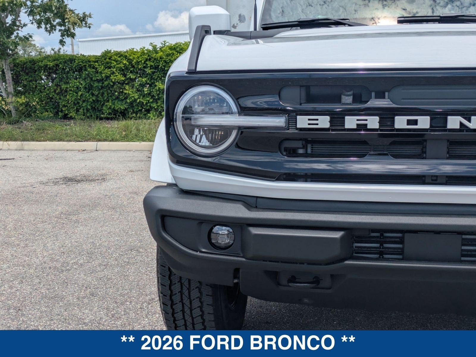 2026 Ford Bronco Outer Banks