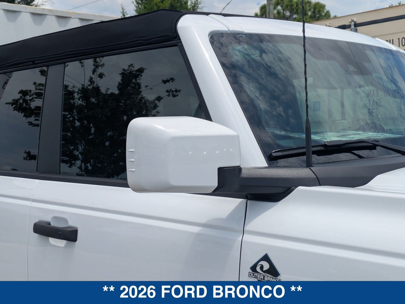 2026 Ford Bronco Outer Banks