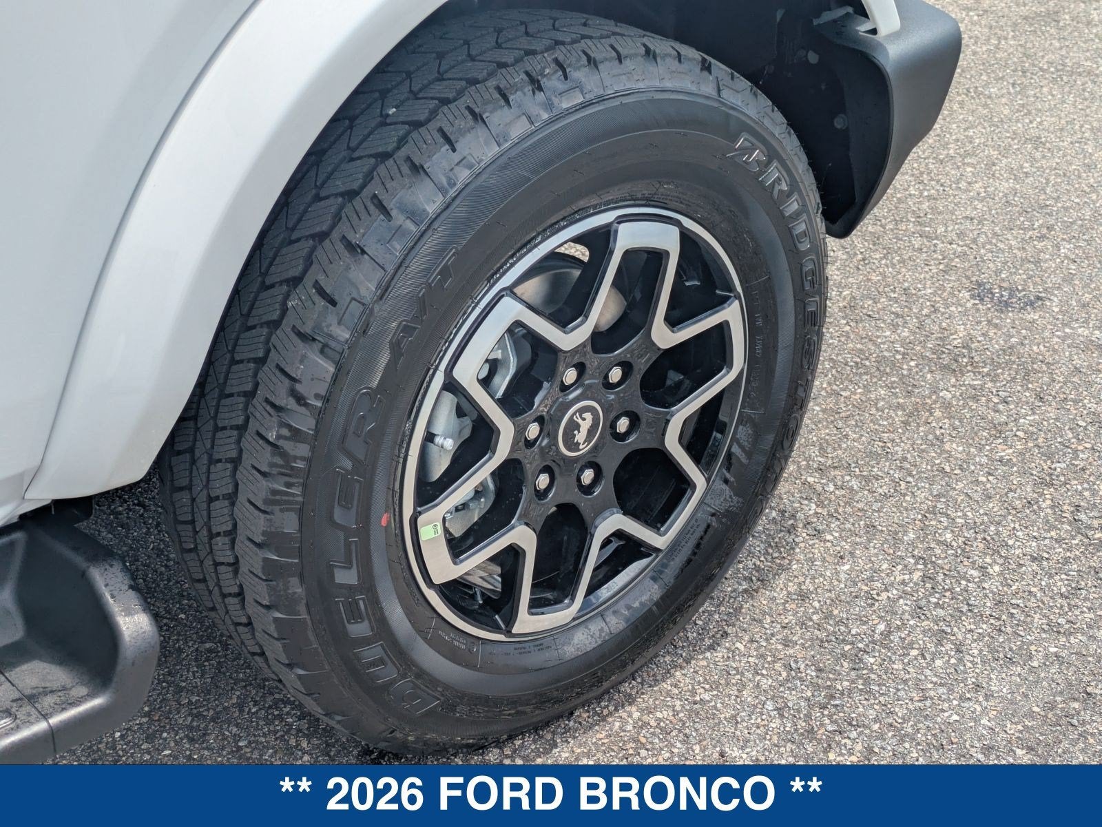 2026 Ford Bronco Outer Banks