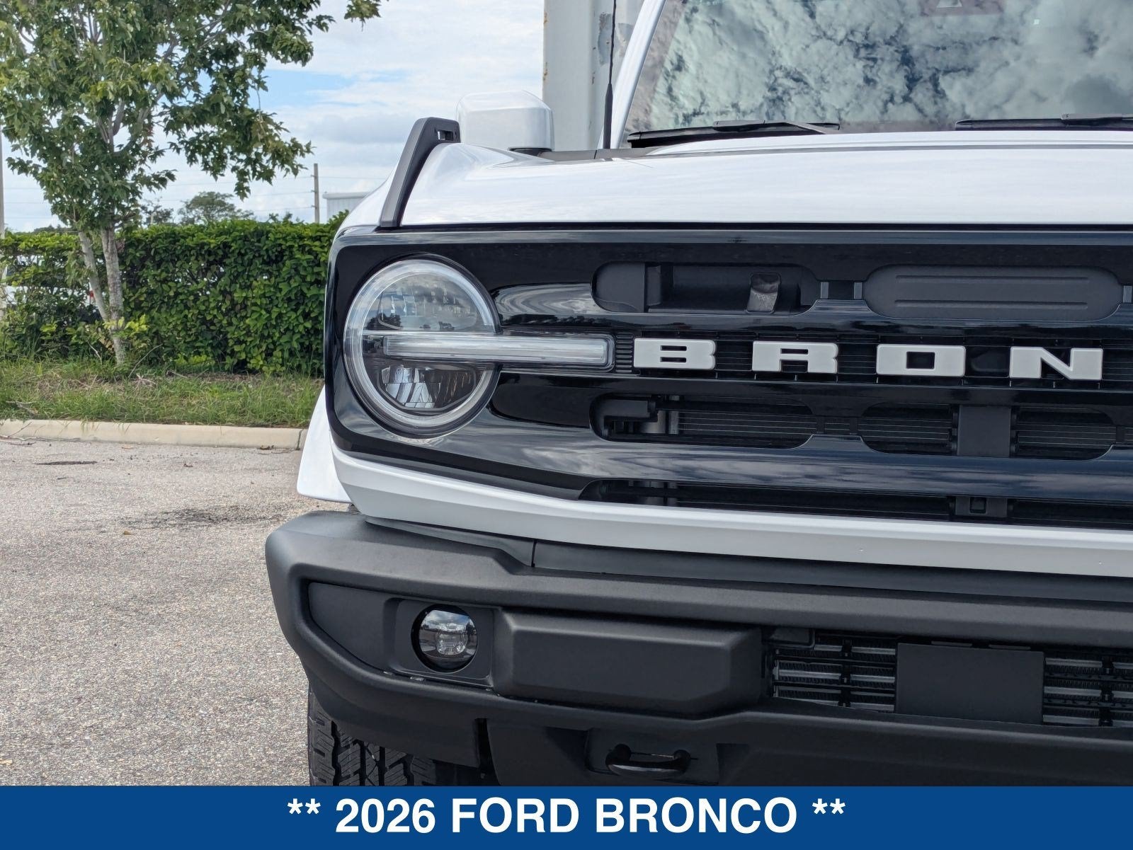2026 Ford Bronco Outer Banks