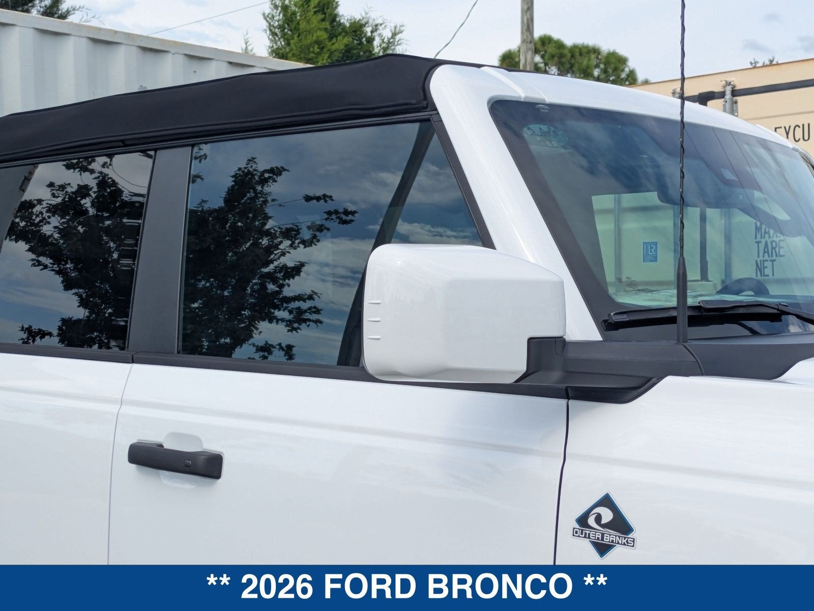 2026 Ford Bronco Outer Banks