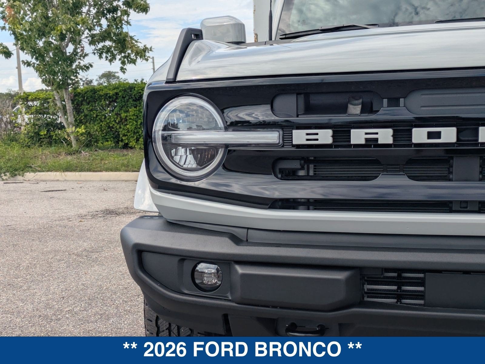 2026 Ford Bronco Outer Banks