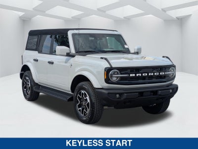 2026 Ford Bronco Outer Banks