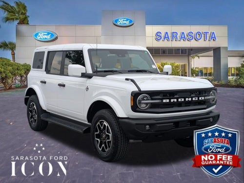 2026 Ford Bronco Outer Banks