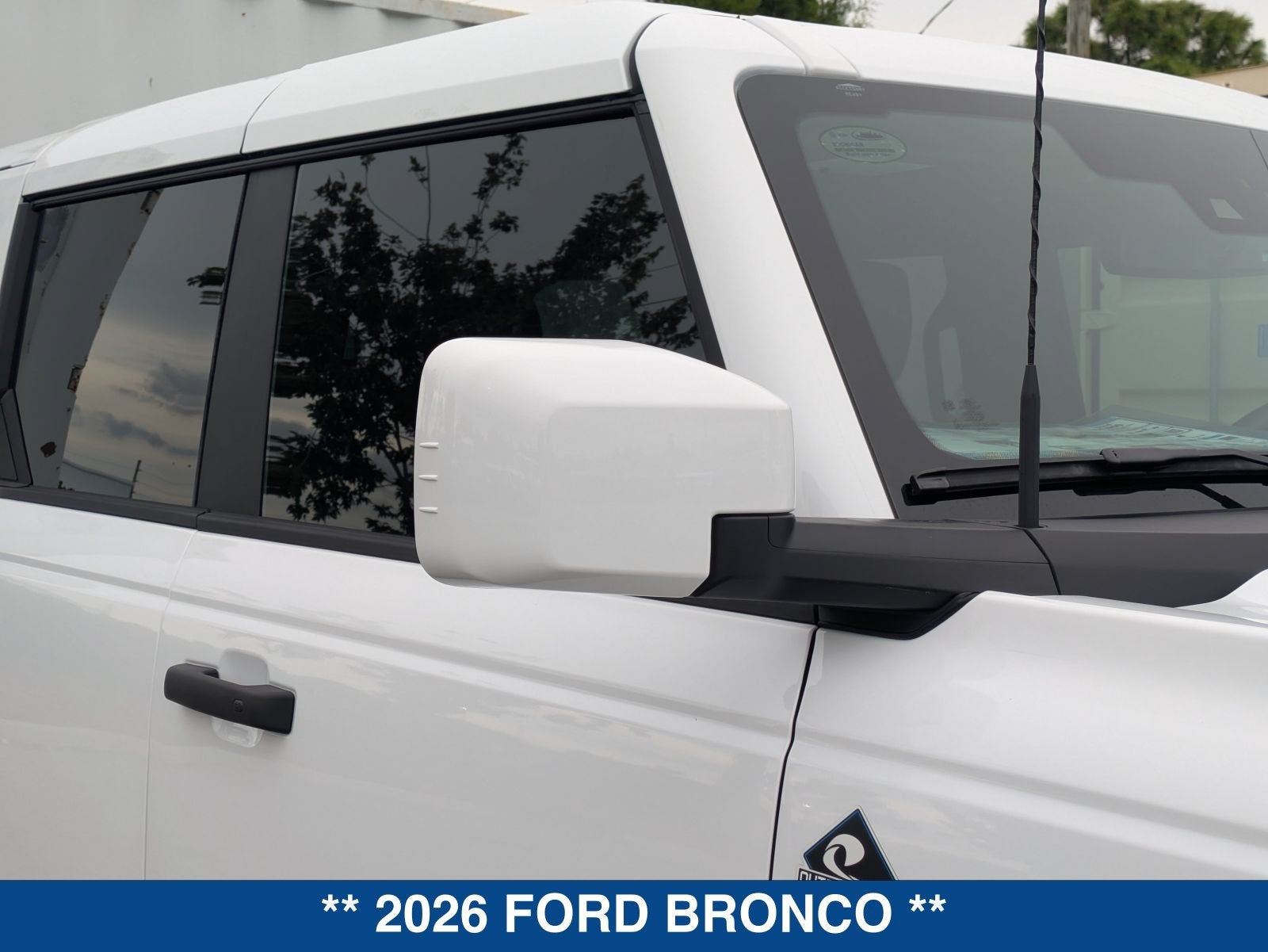 2026 Ford Bronco Outer Banks