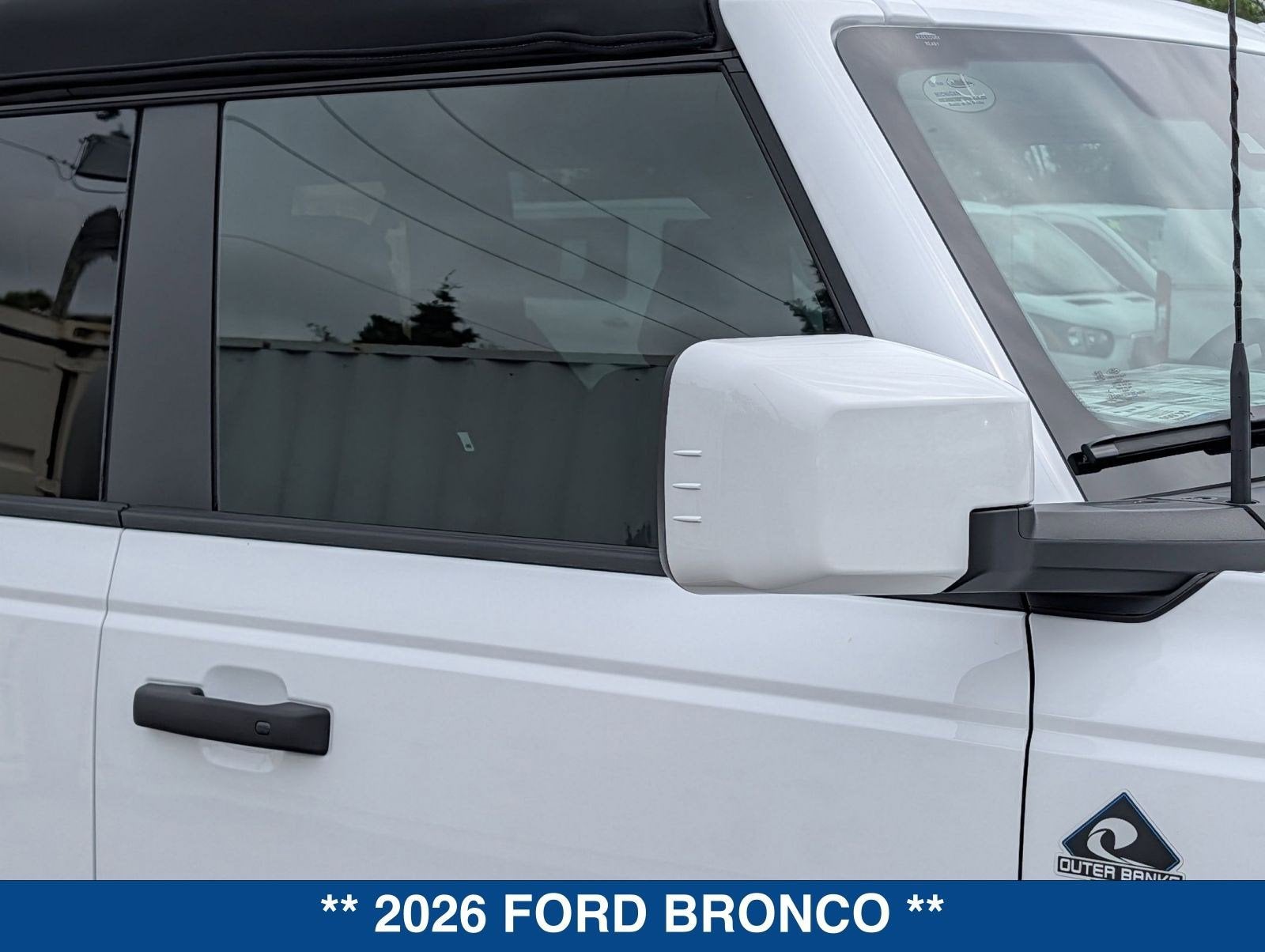 2026 Ford Bronco Outer Banks