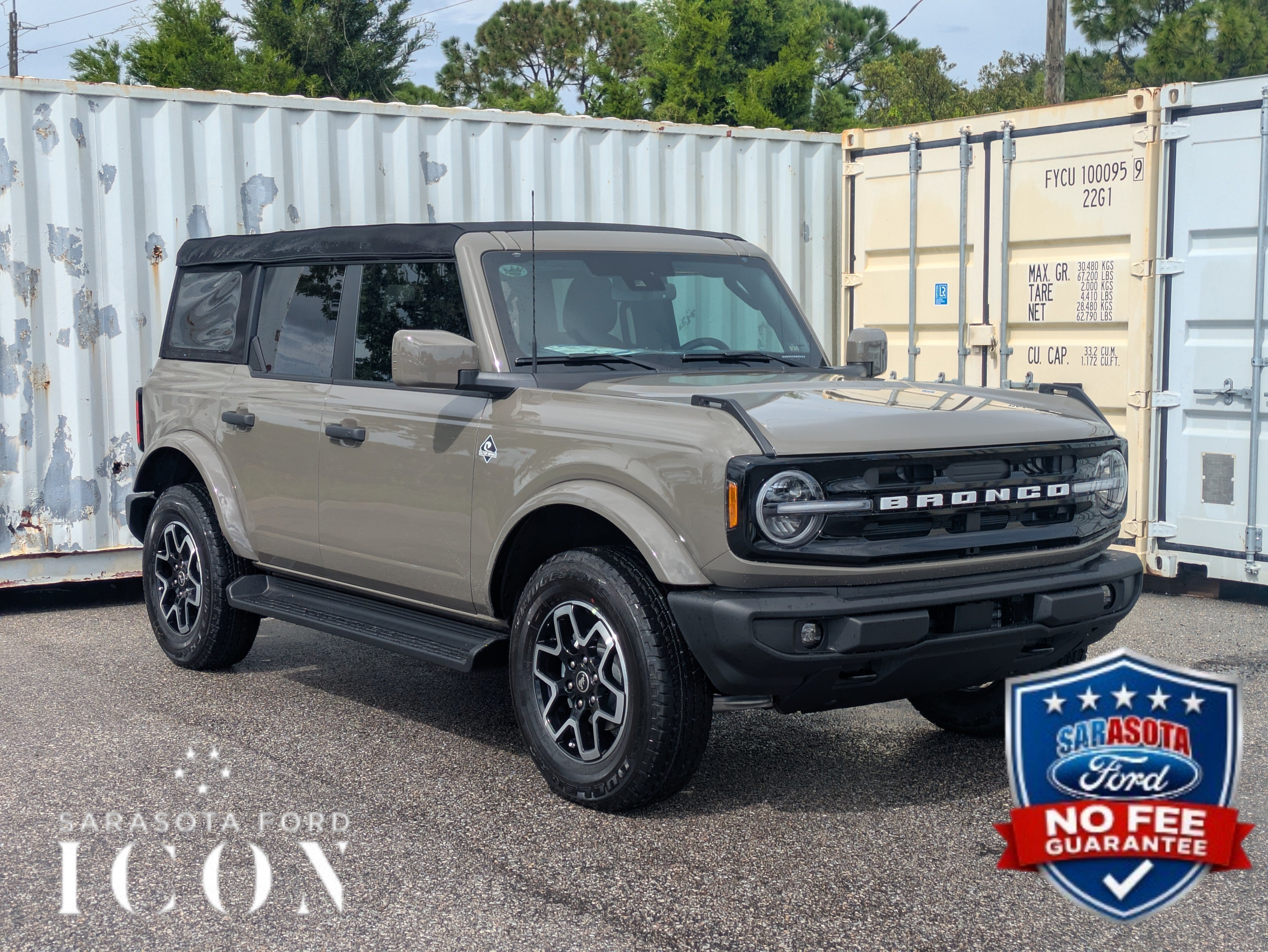 2026 Ford Bronco Outer Banks
