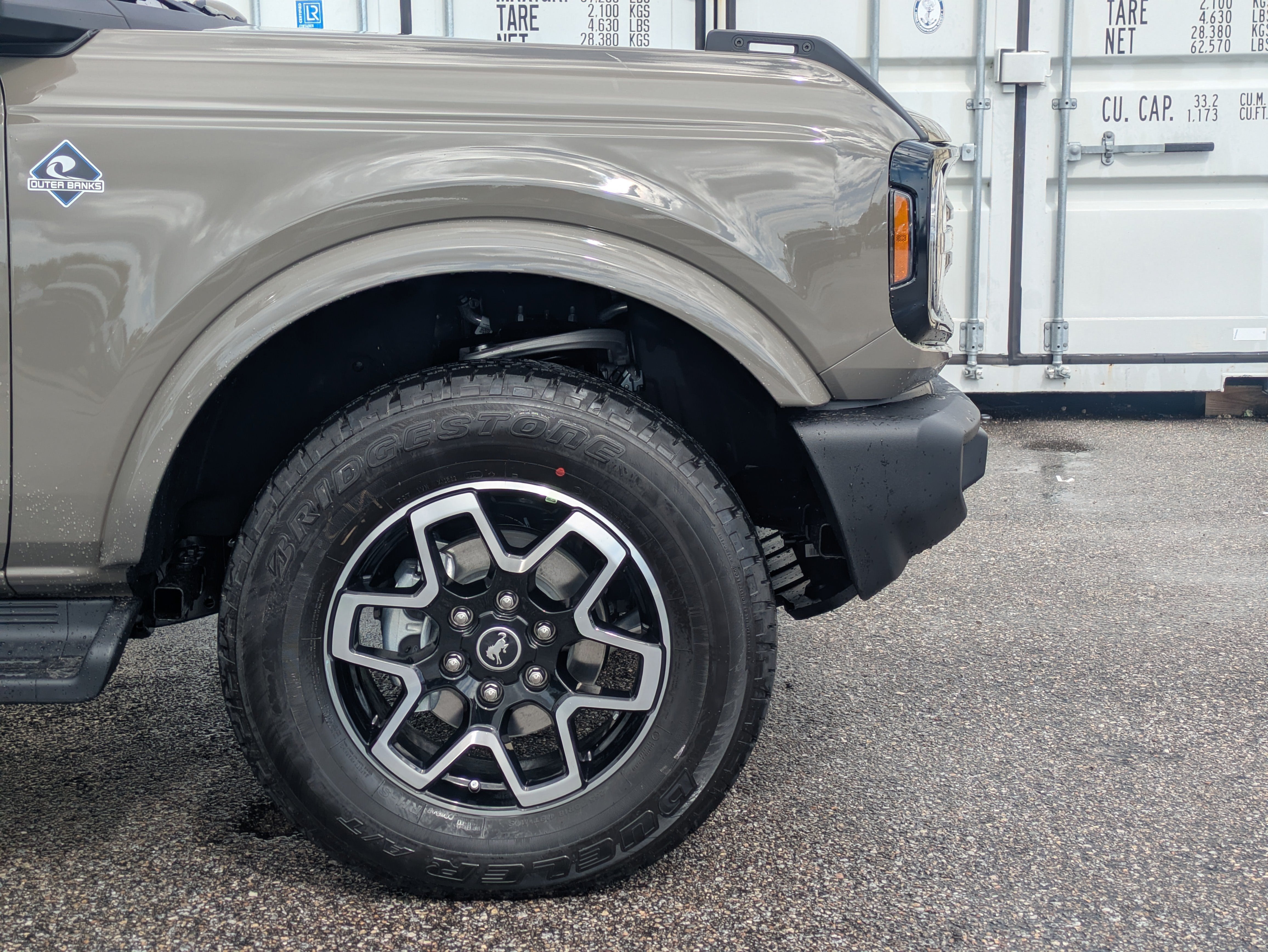 2026 Ford Bronco Outer Banks