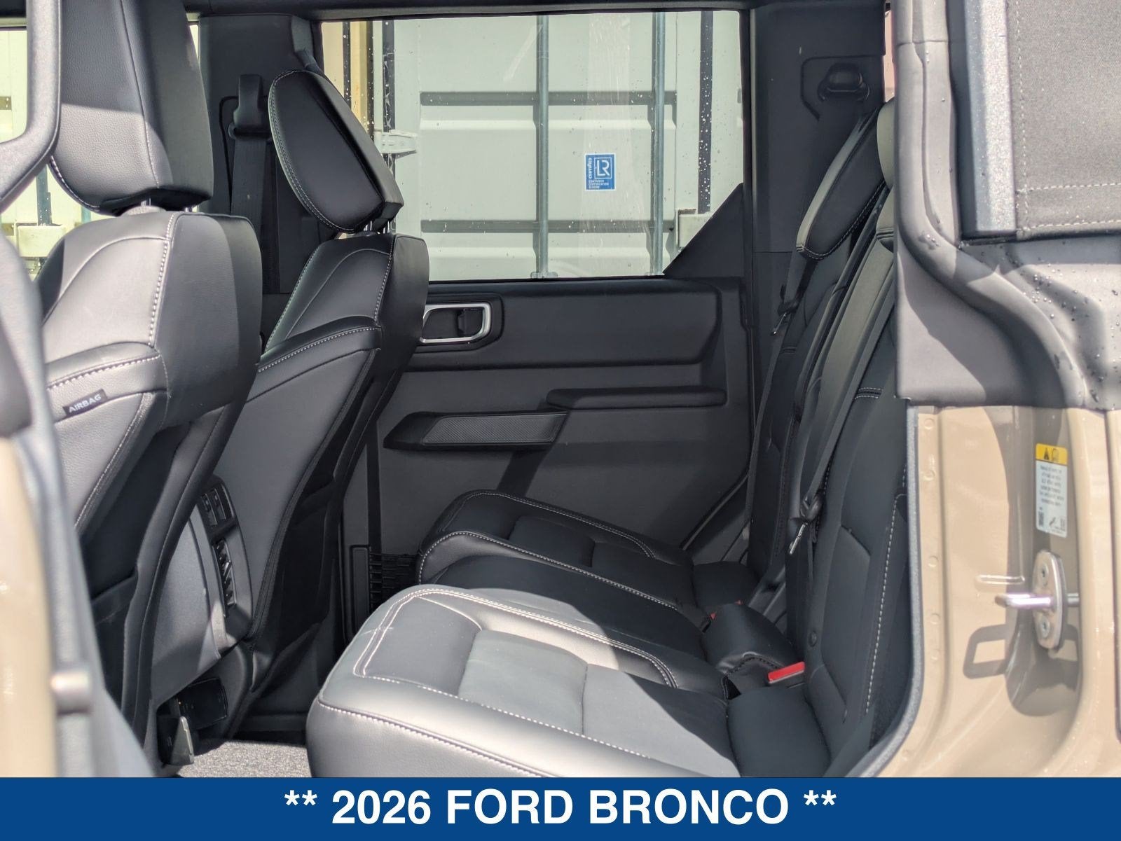 2026 Ford Bronco Outer Banks