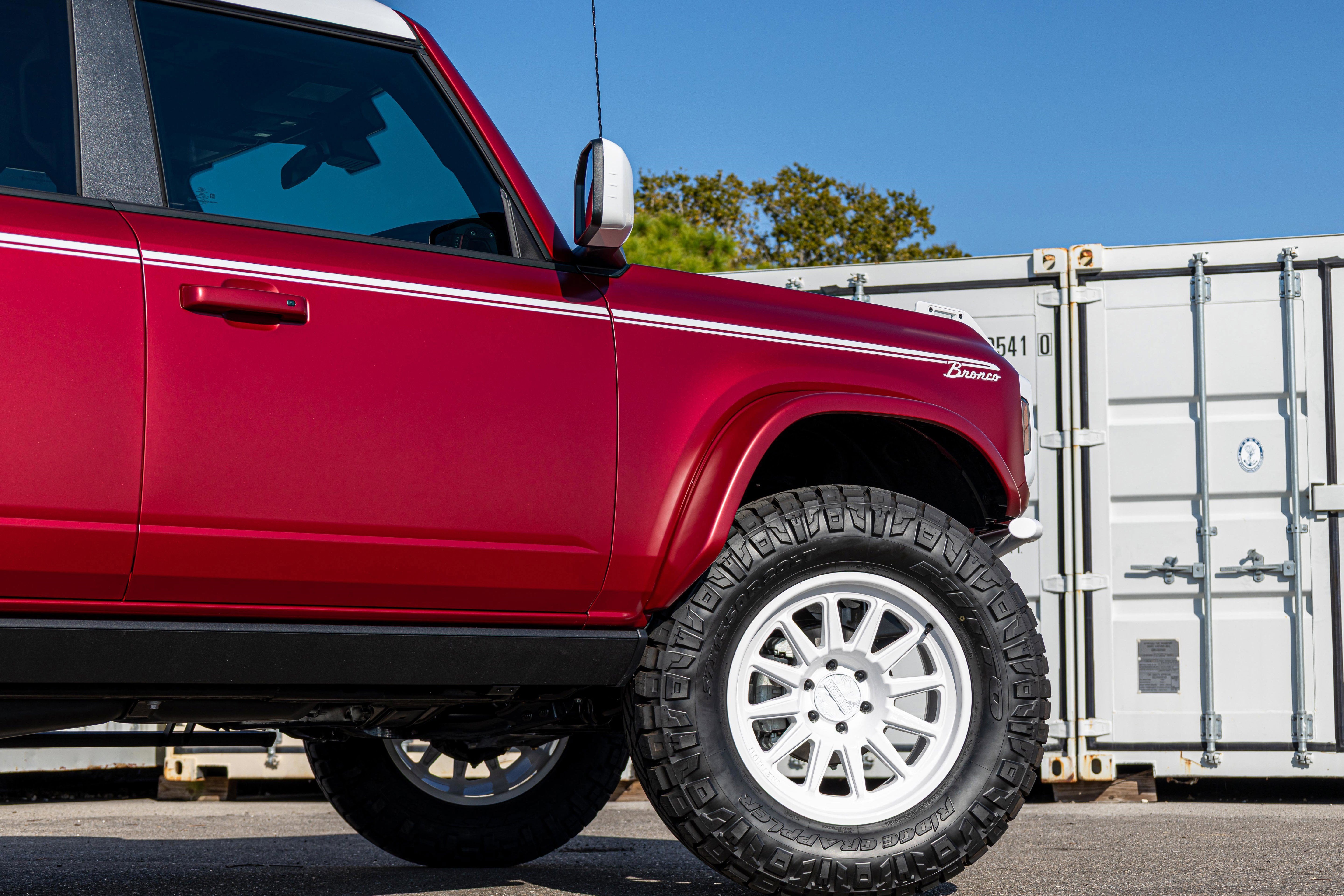 2025 Ford Bronco Heritage Edition