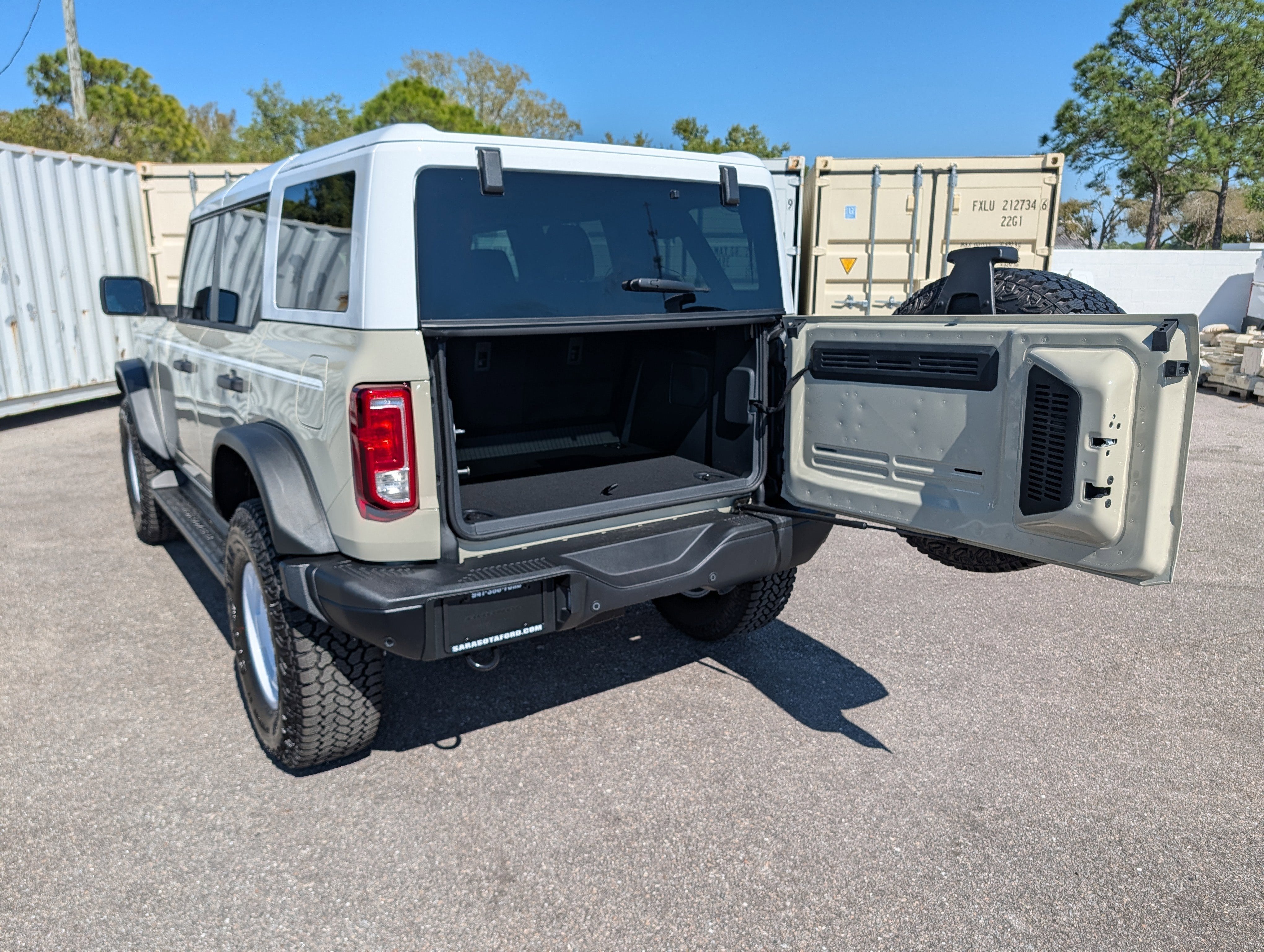 2026 Ford Bronco Heritage Edition